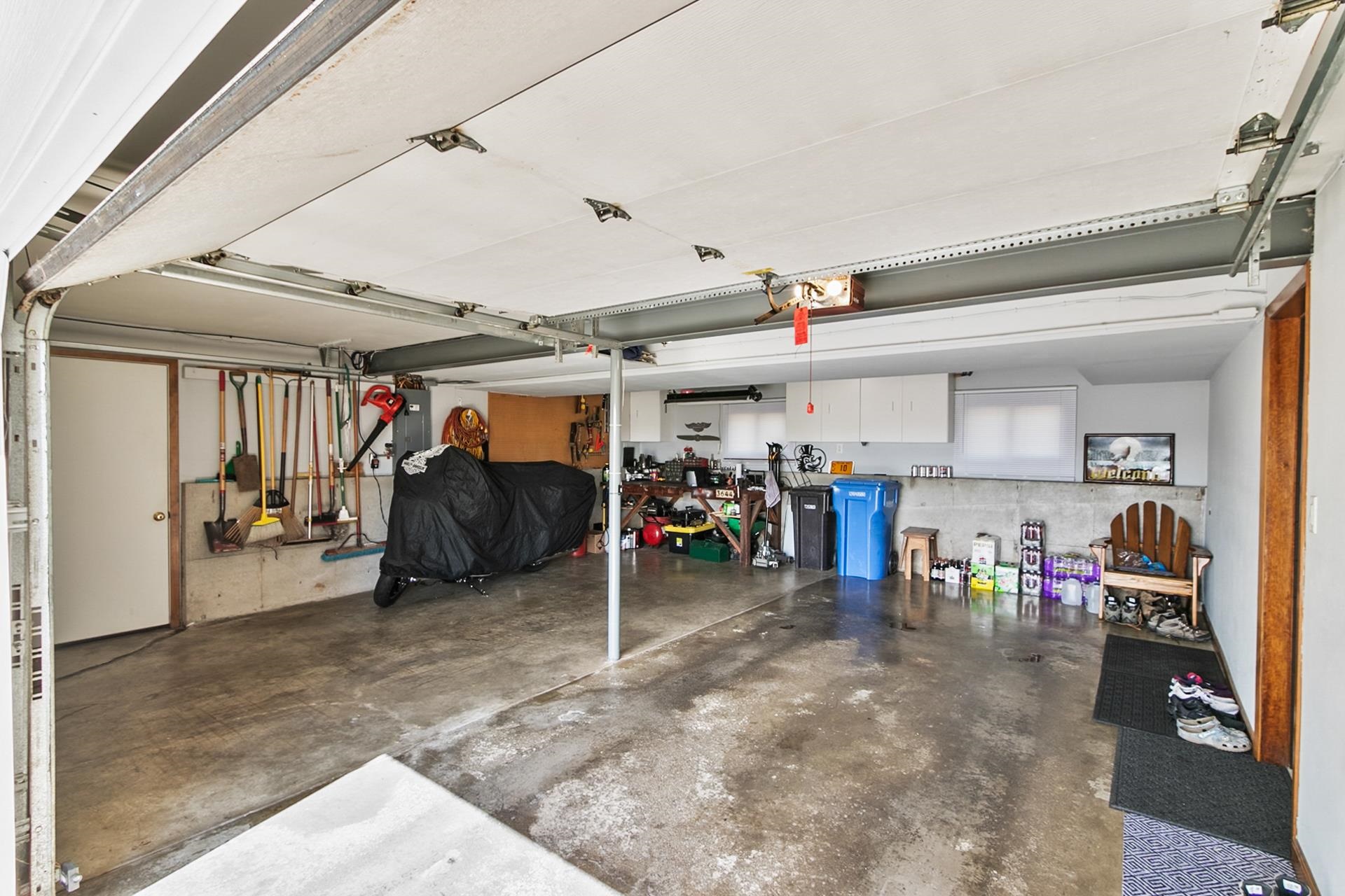 3644 Schneider Drive