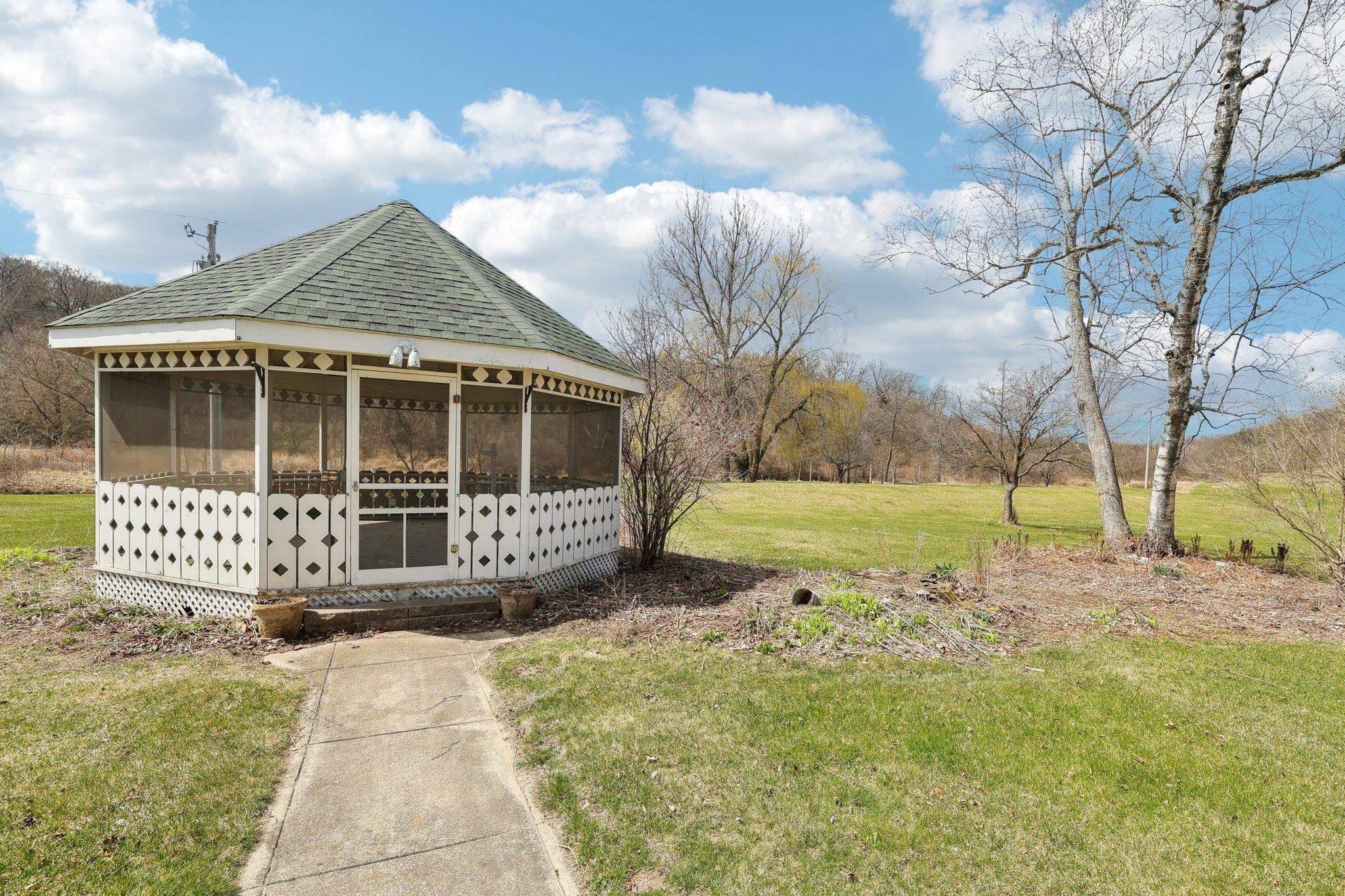 3223 County Road JG