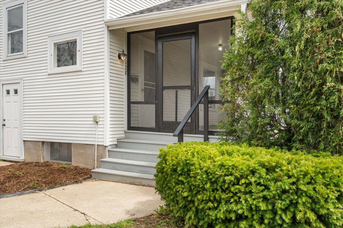 128 Paoli Street