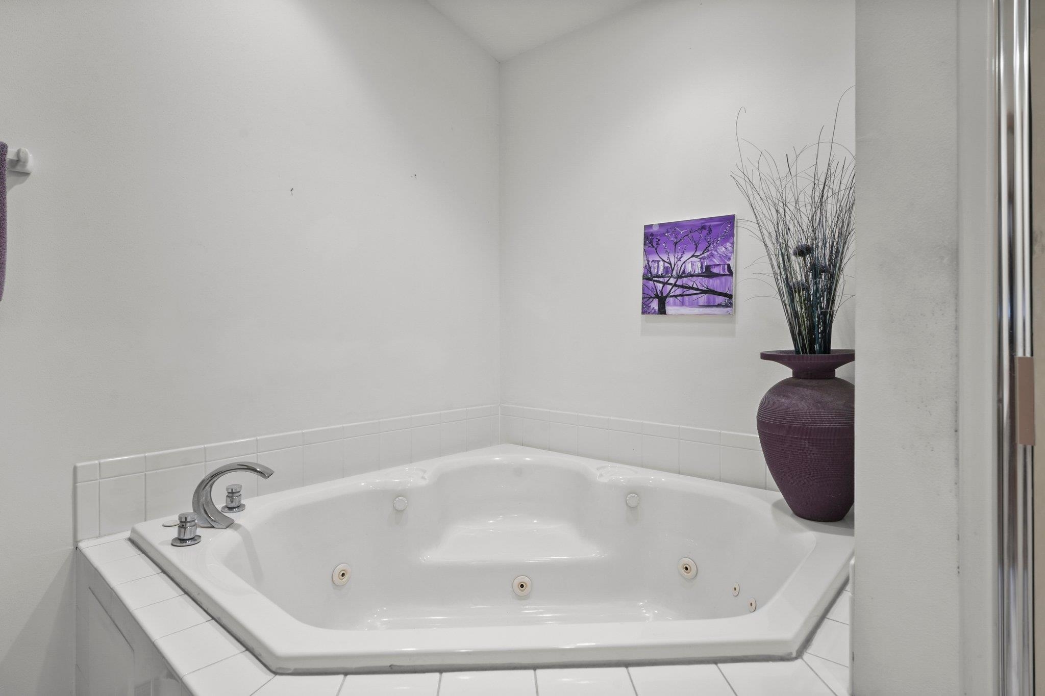 2820 Mickelson Parkway 304