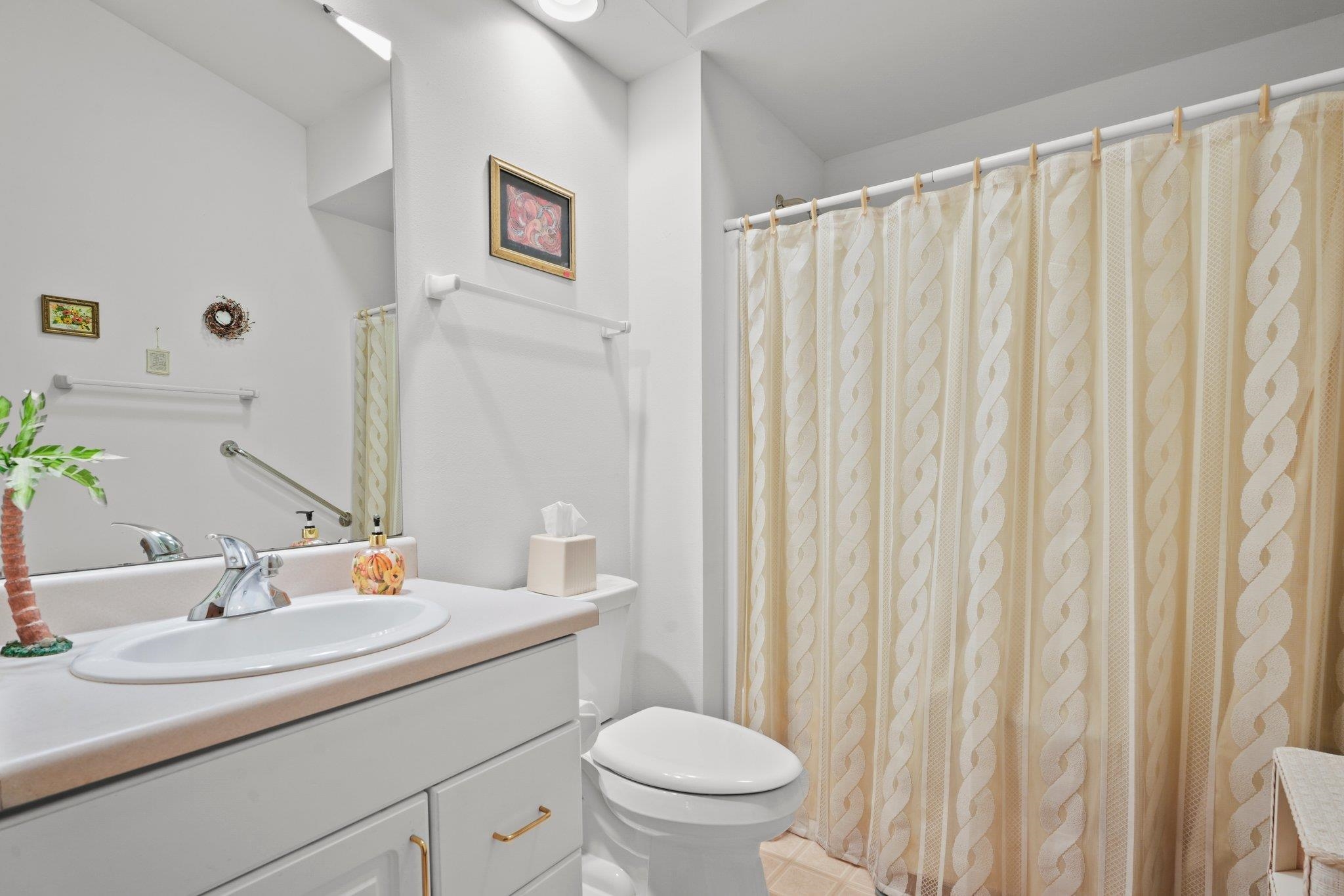 2820 Mickelson Parkway 304