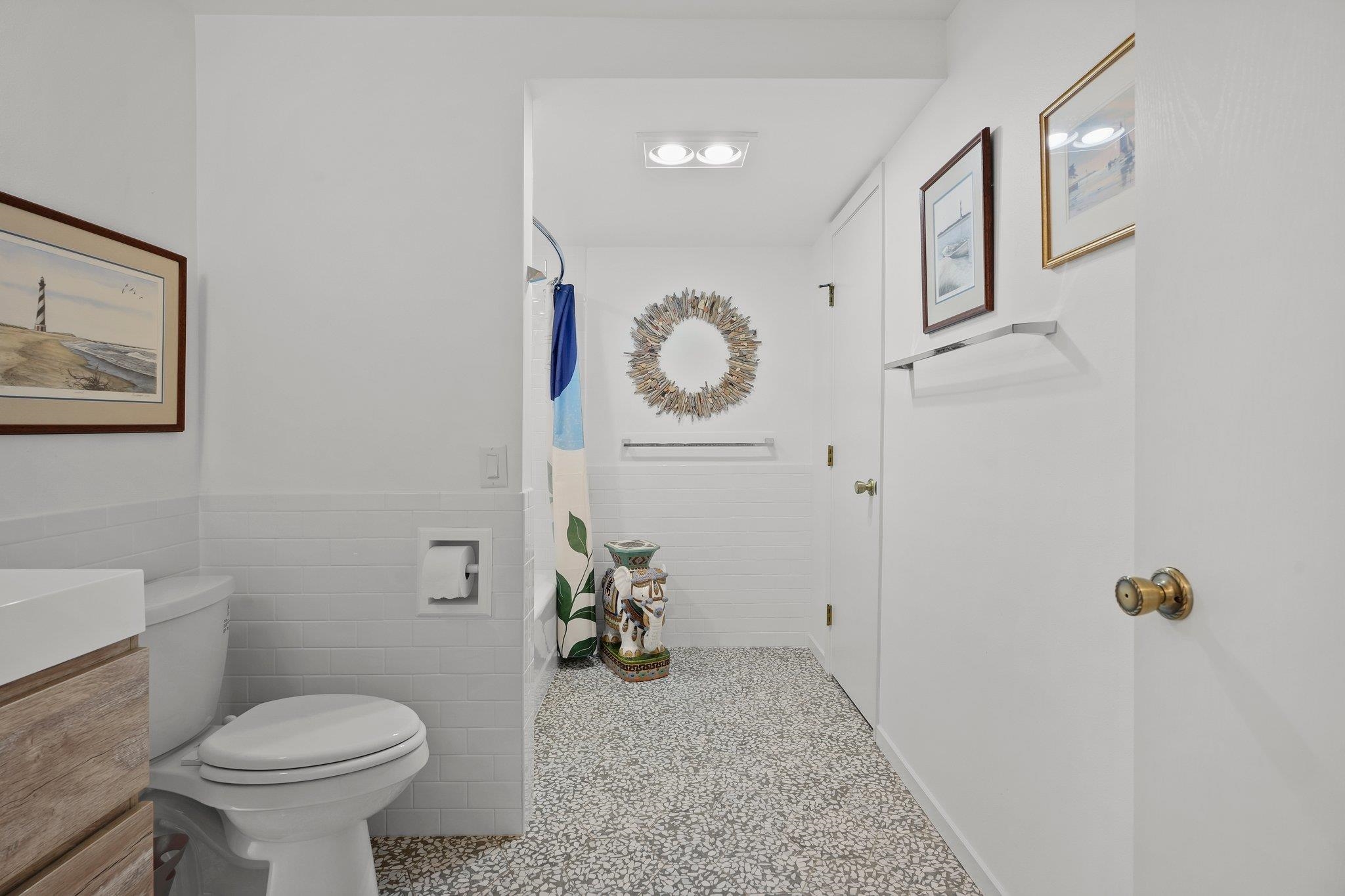 3425 Valley Creek Circle