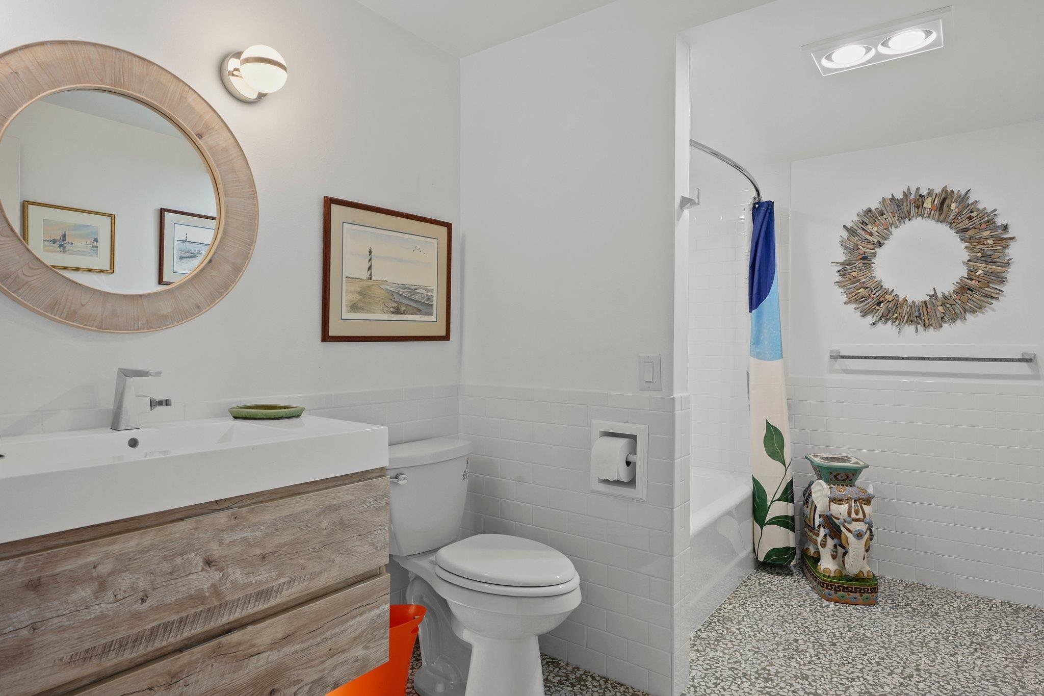 3425 Valley Creek Circle