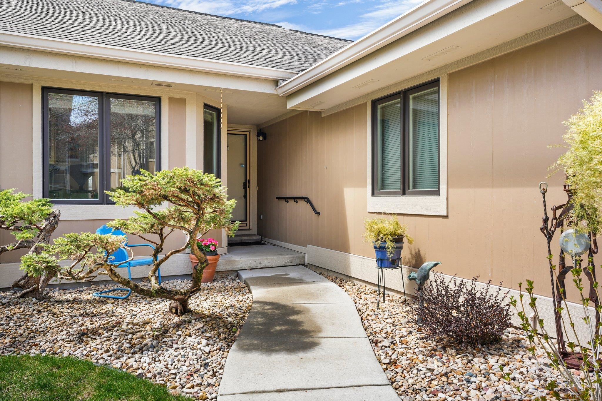 3425 Valley Creek Circle