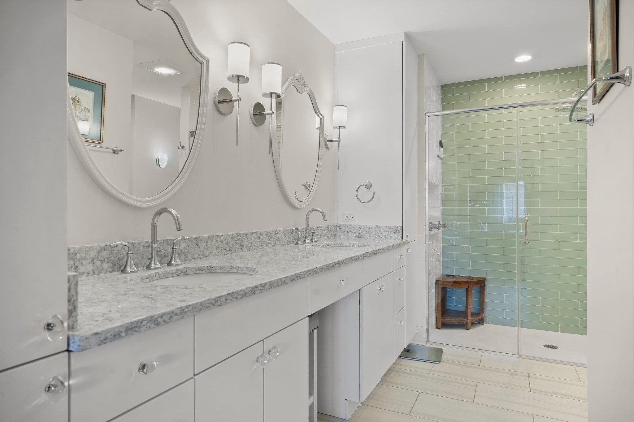 3425 Valley Creek Circle