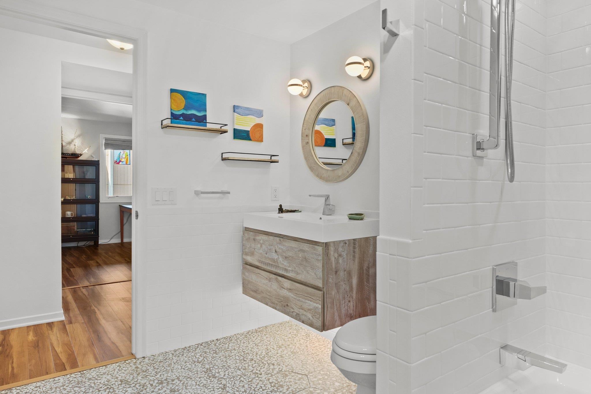 3425 Valley Creek Circle