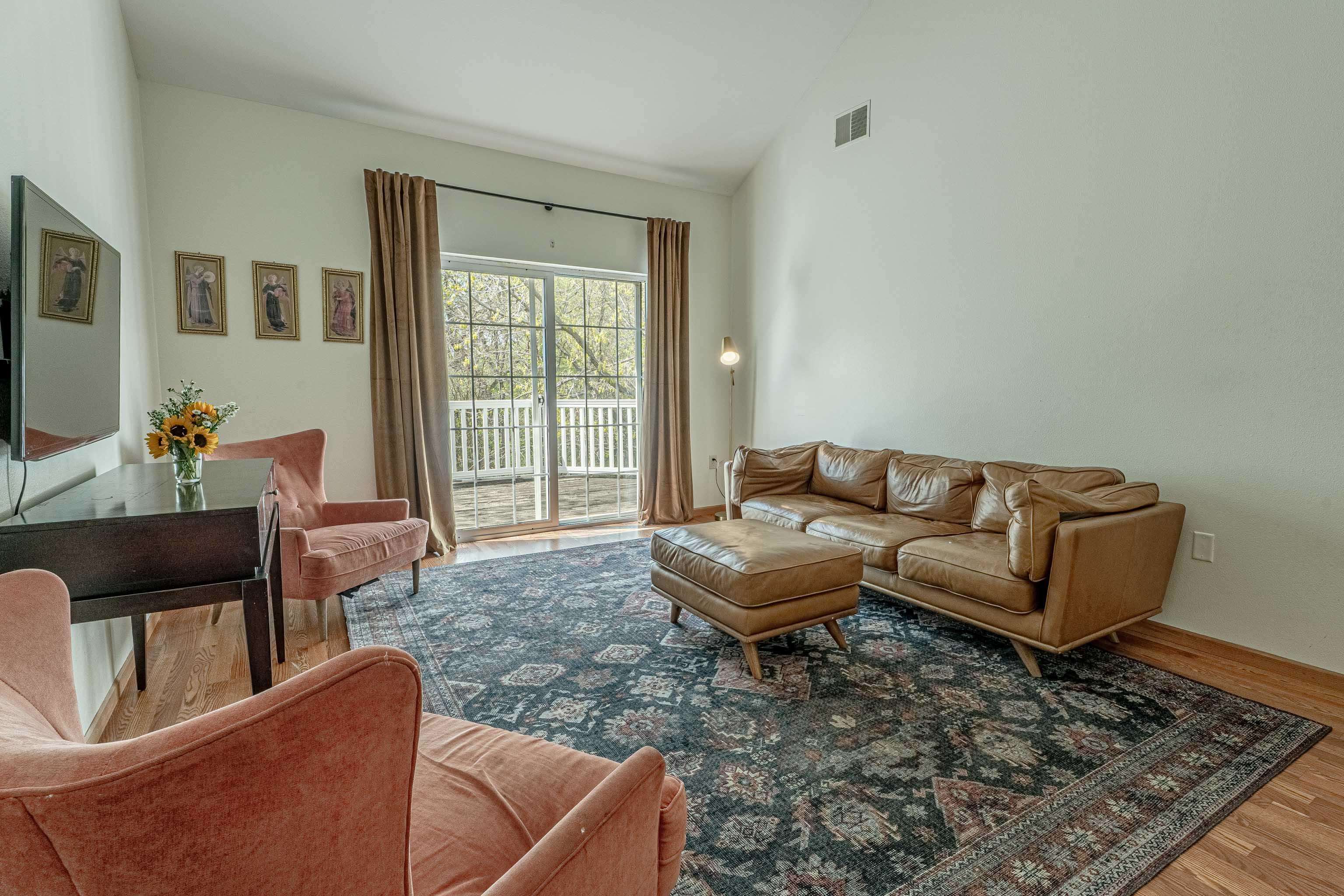 10 Kings Mill Circle Unit: 315