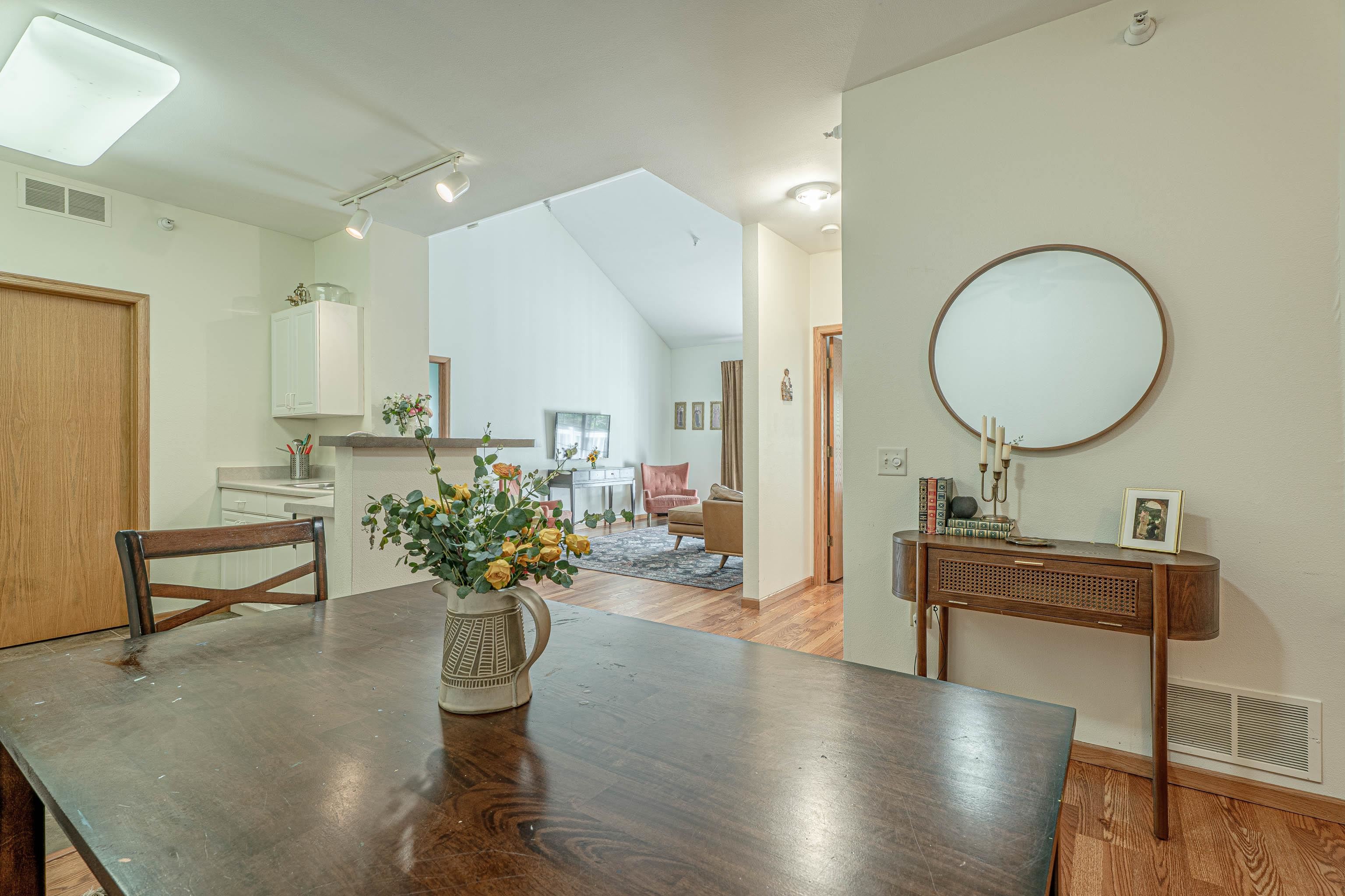 10 Kings Mill Circle Unit: 315