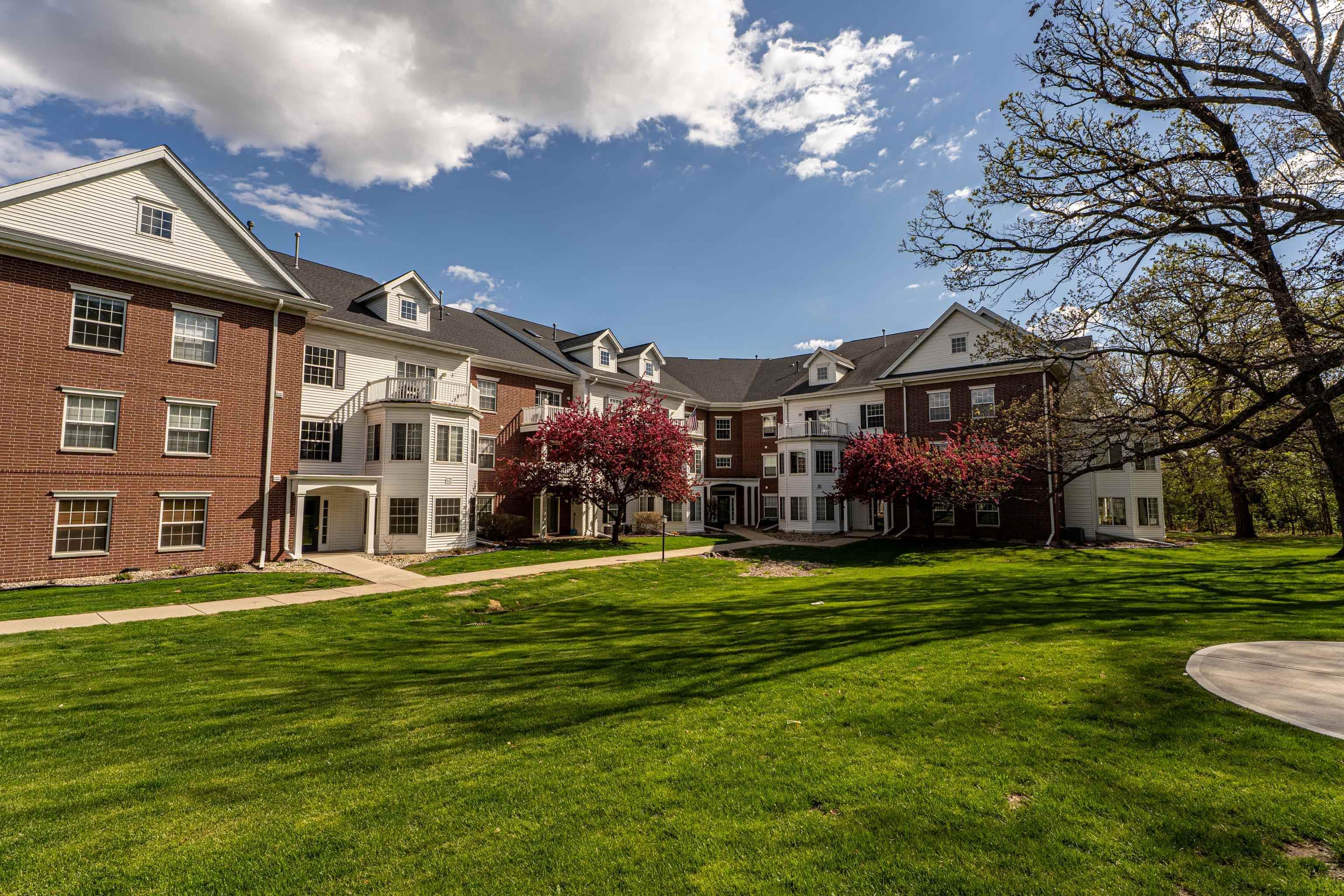 10 Kings Mill Circle Unit: 315