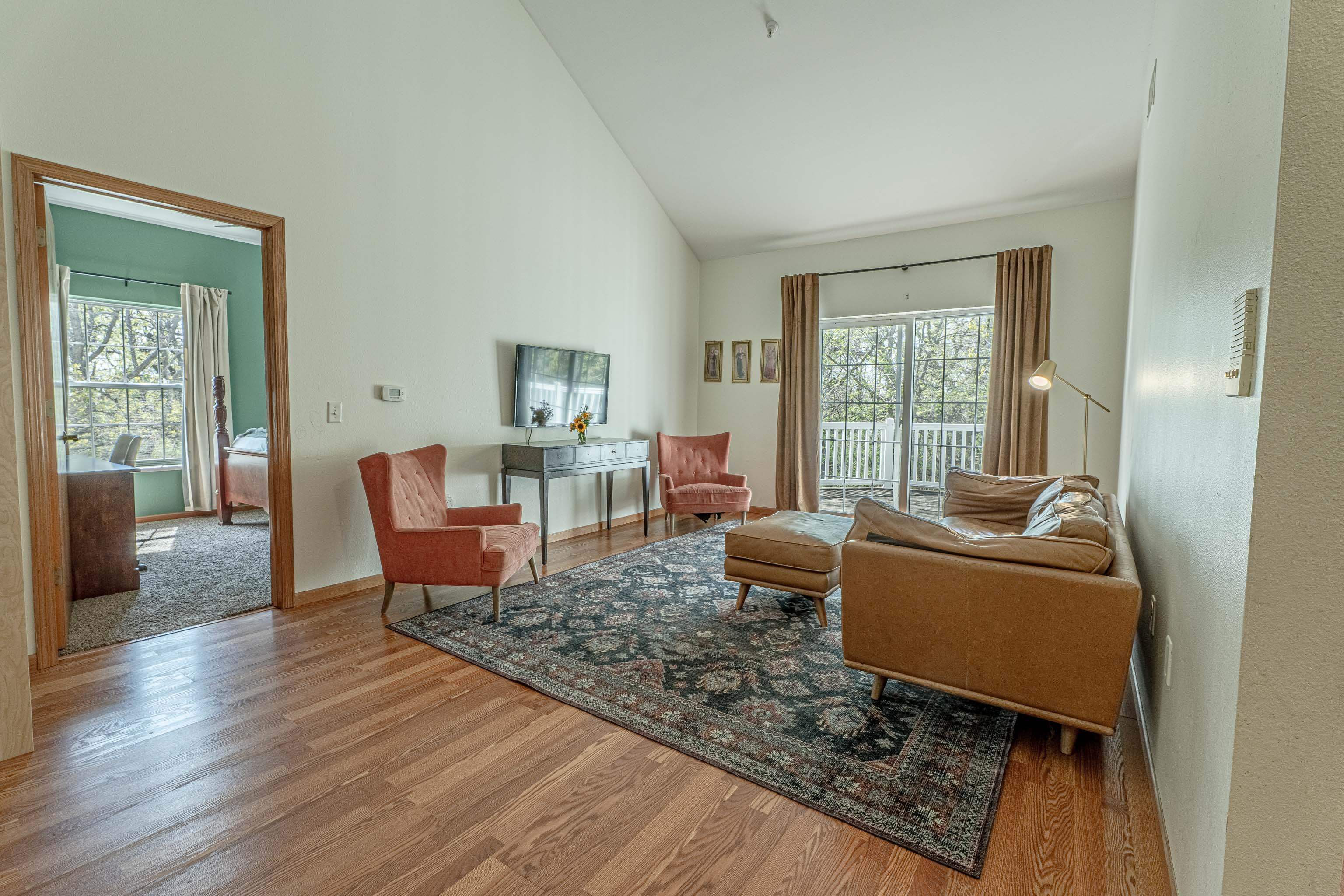 10 Kings Mill Circle Unit: 315