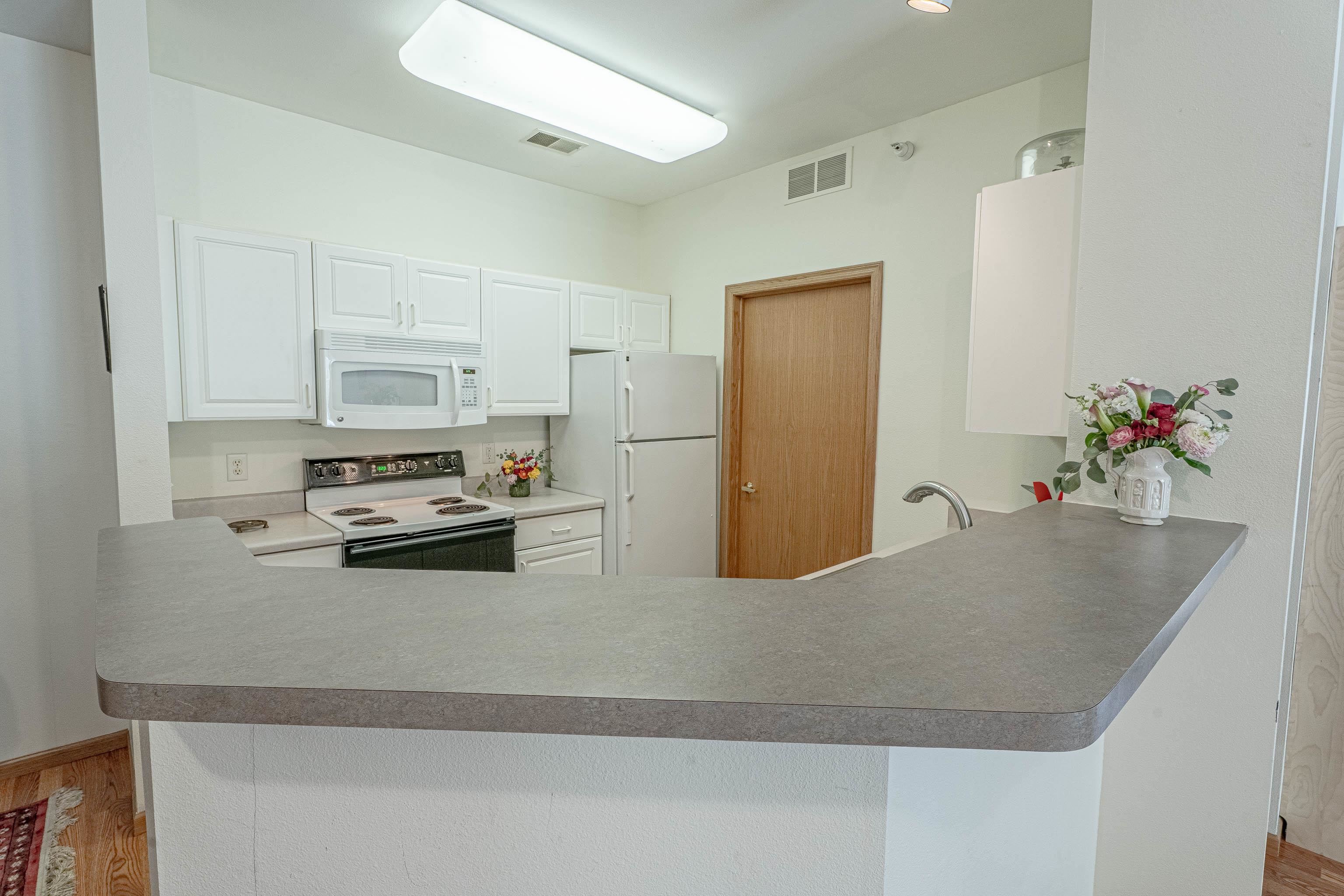 10 Kings Mill Circle Unit: 315