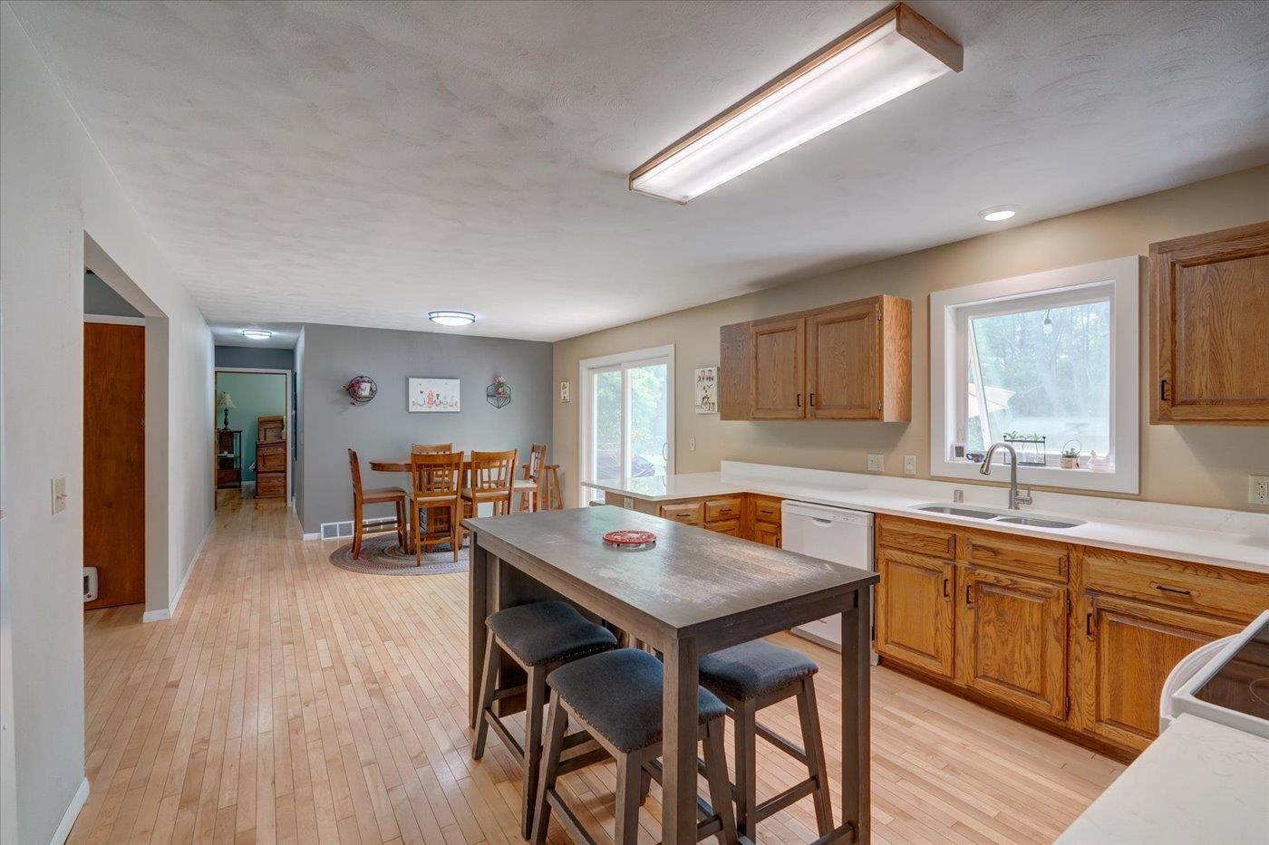 S9085 Meadowdale Road