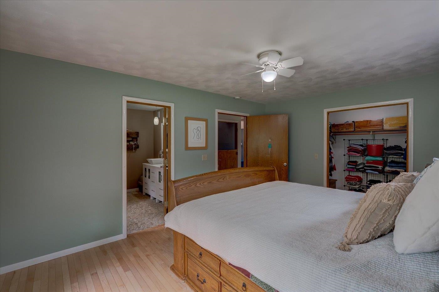 S9085 Meadowdale Road
