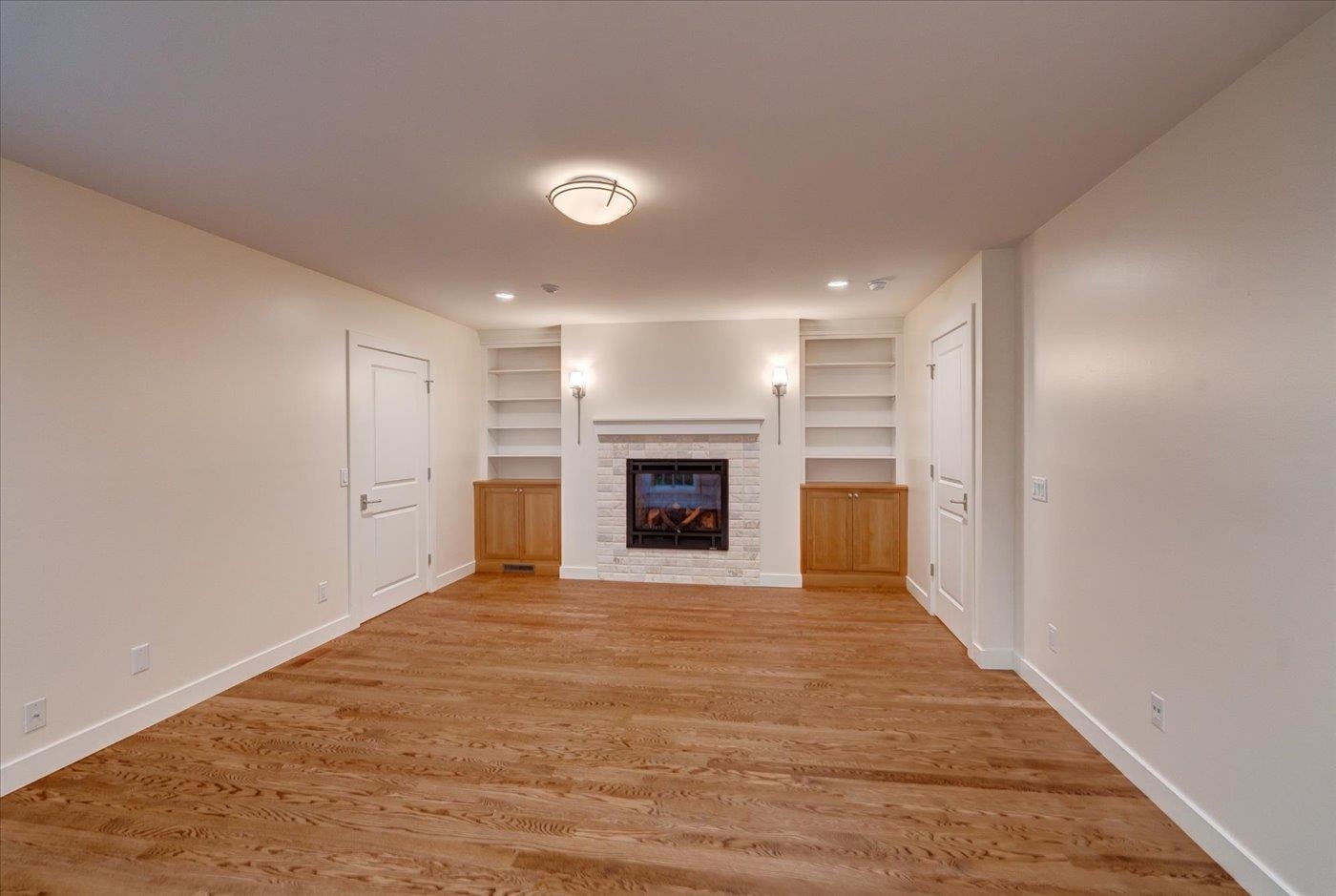 2818 Marshall Court
