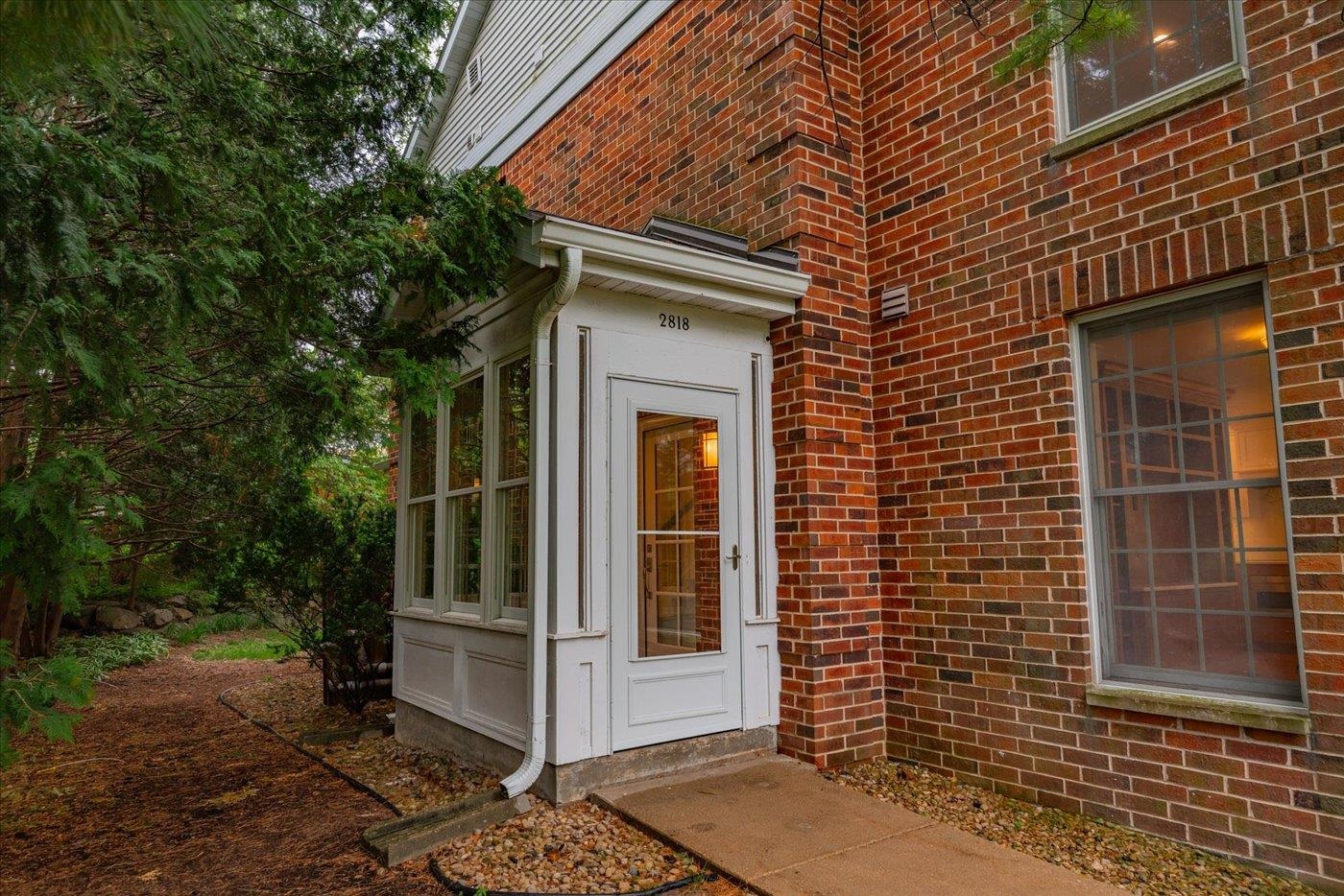 2818 Marshall Court