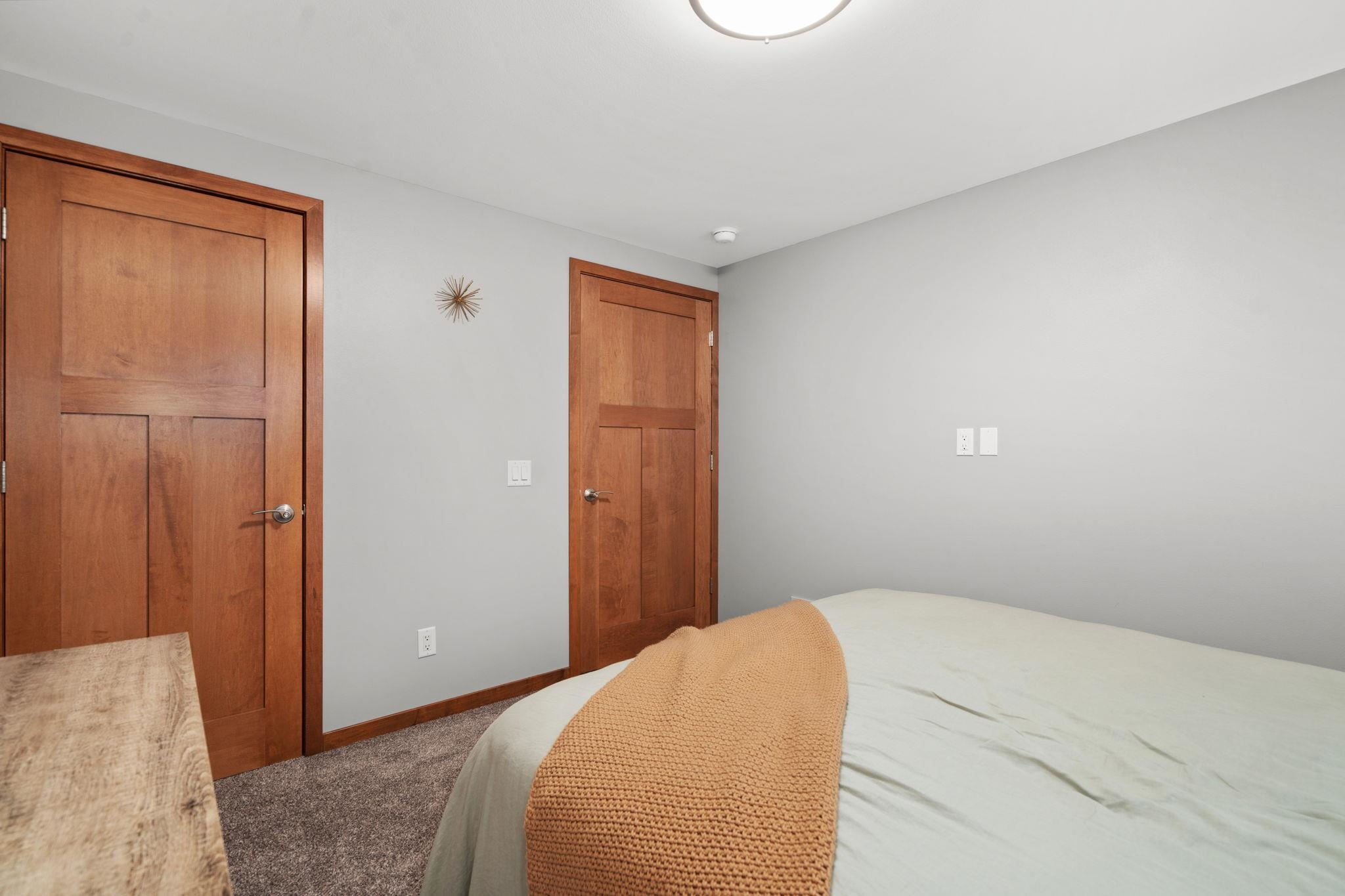 710 Reeve Road