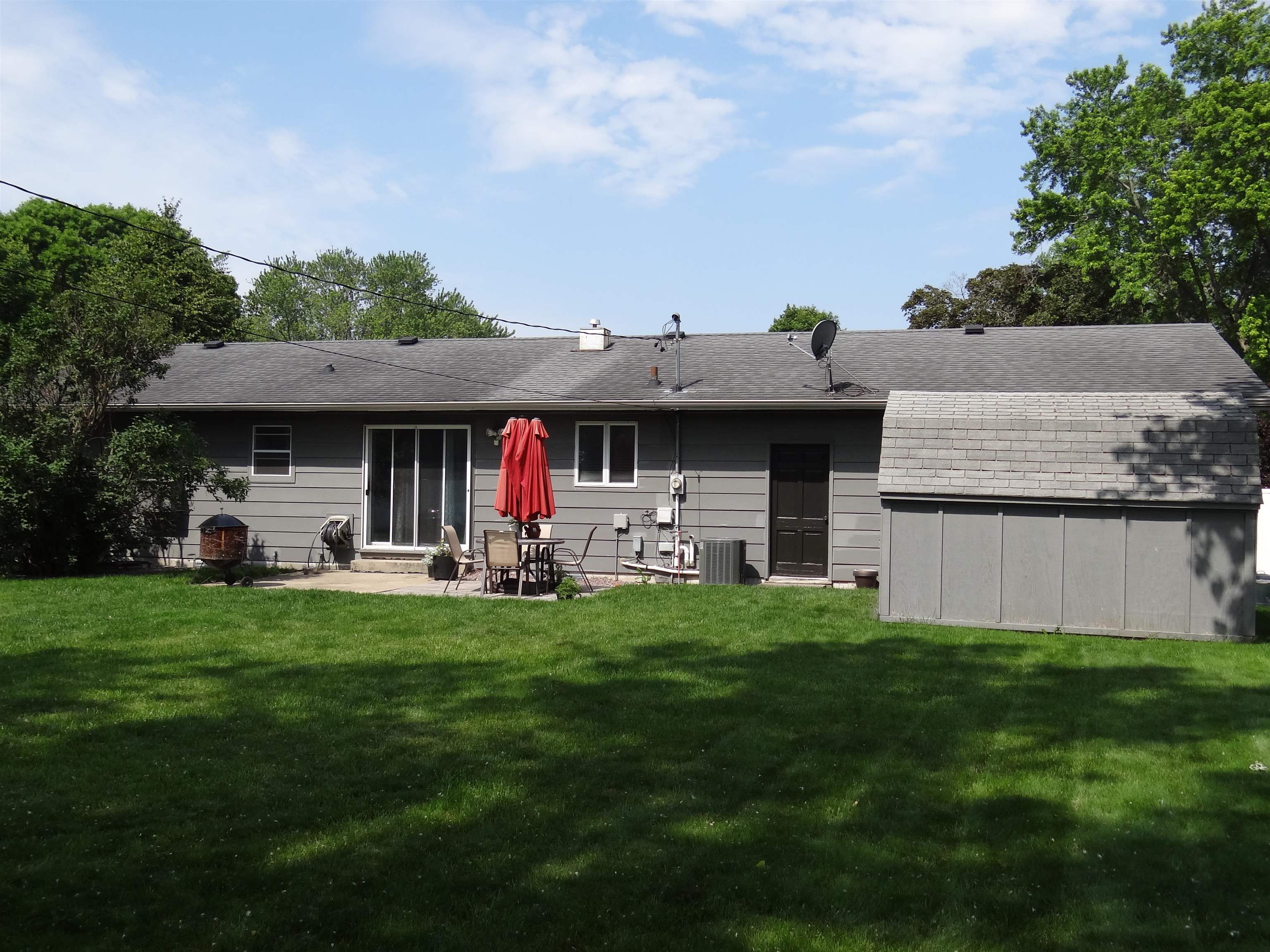 2514 Sherwood Drive