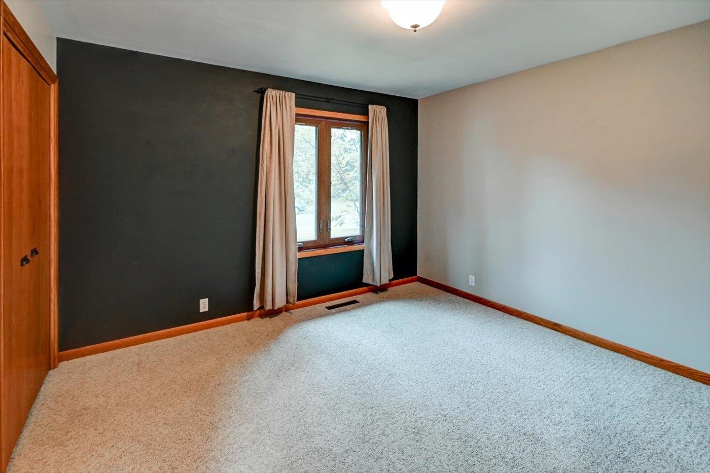 607 Parkland Drive