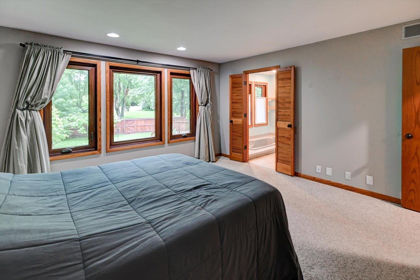 607 Parkland Drive