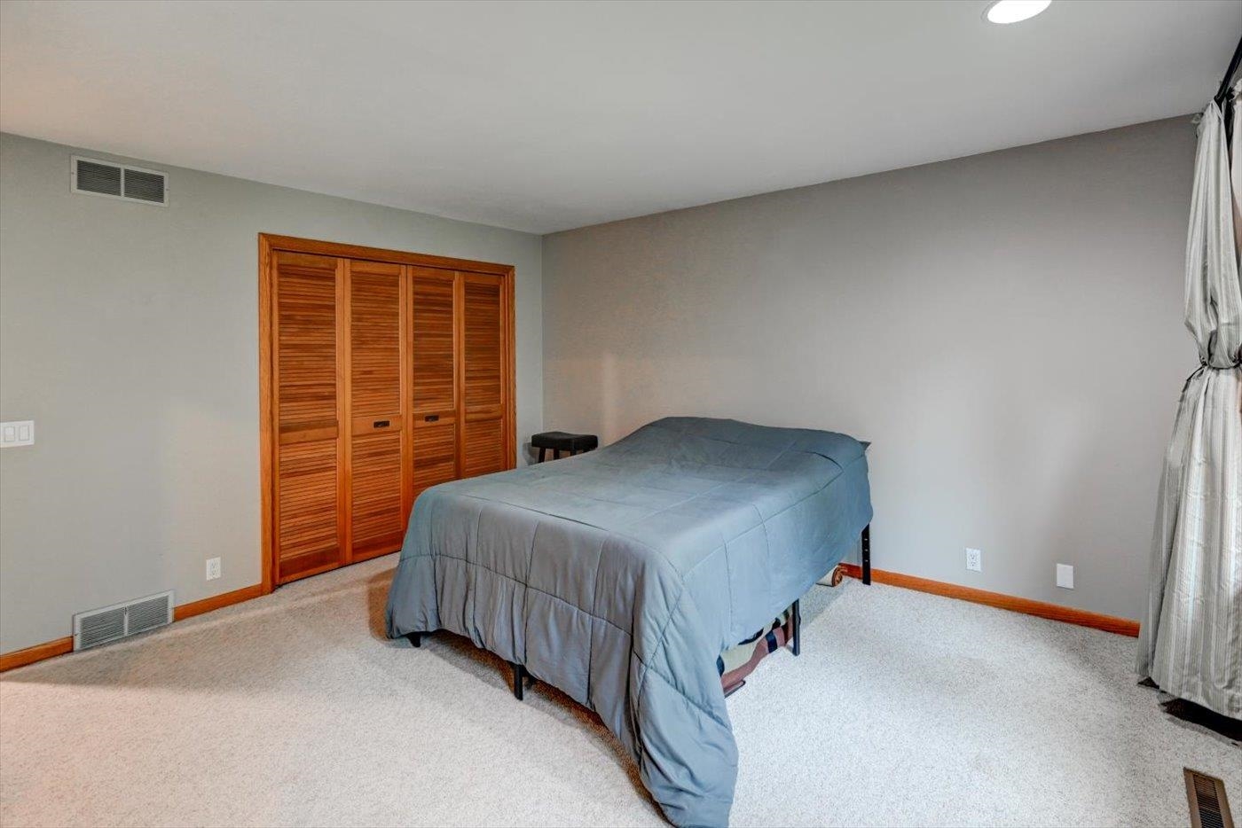 607 Parkland Drive