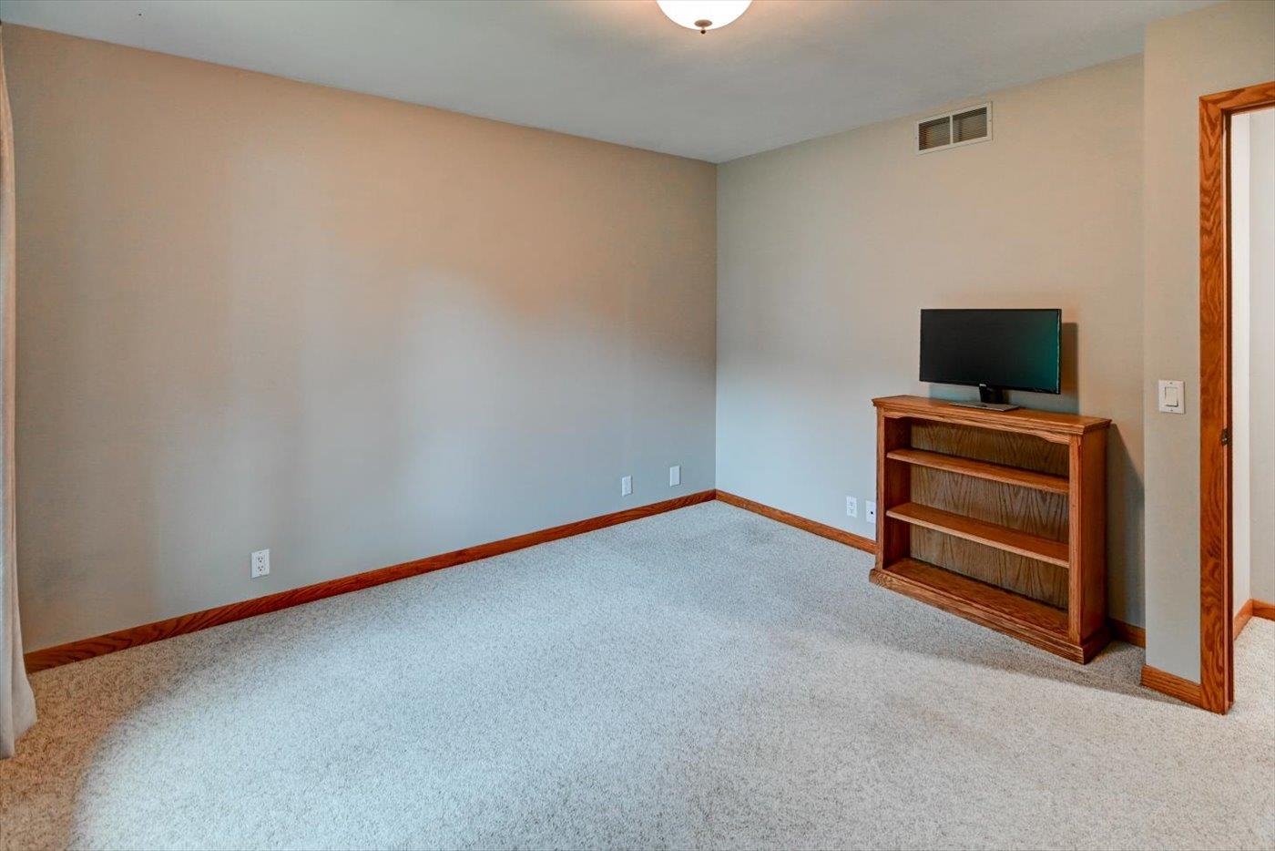 607 Parkland Drive