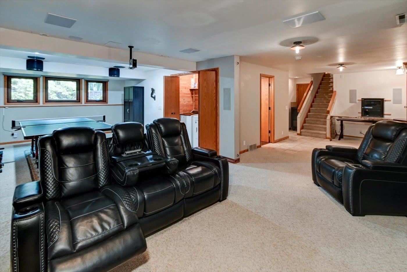 607 Parkland Drive