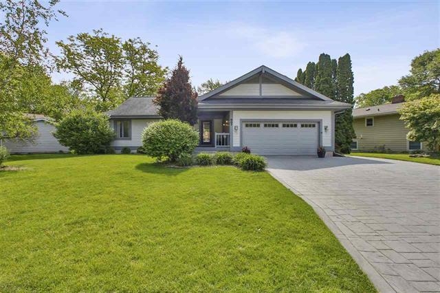 607 Parkland Drive