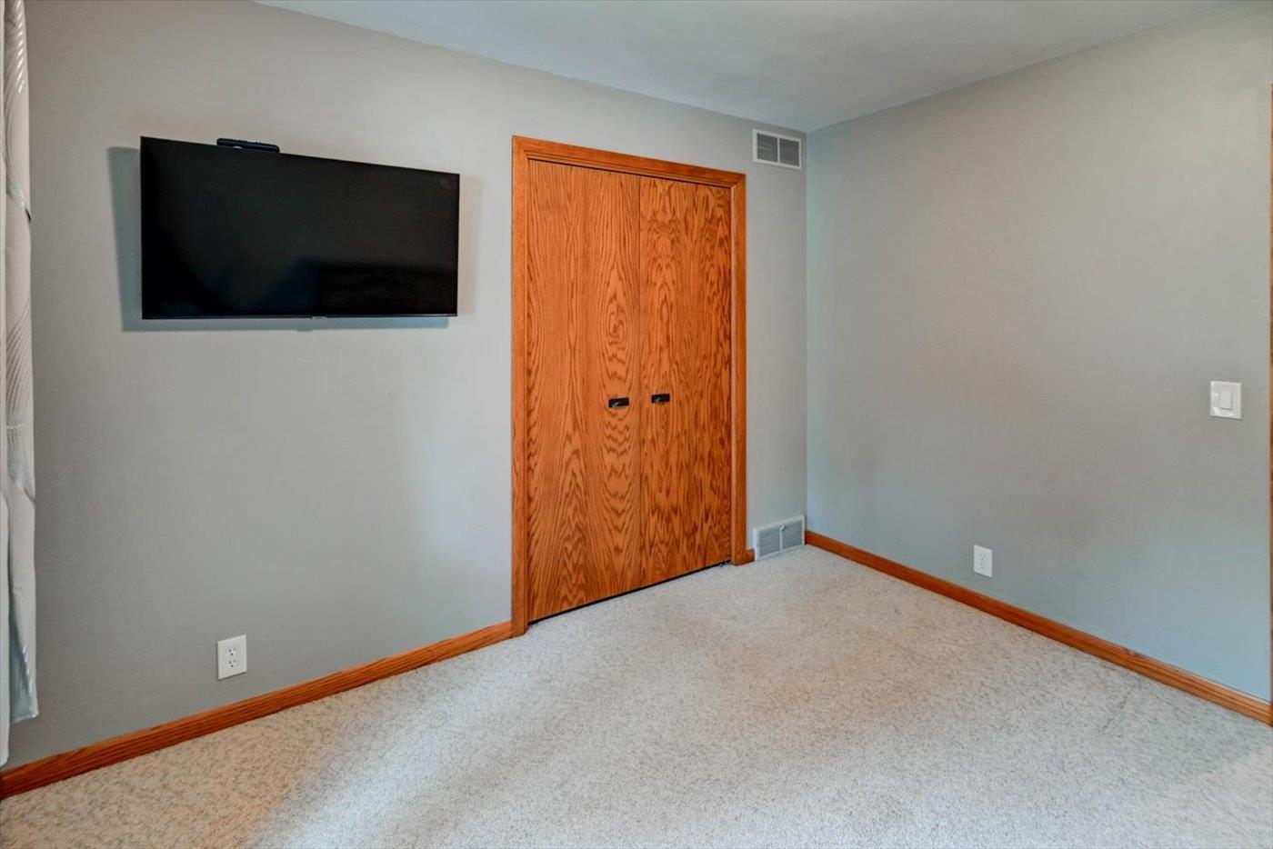 607 Parkland Drive