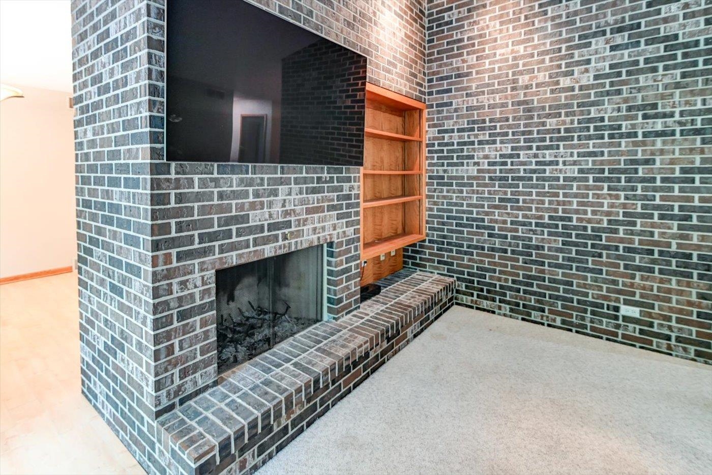 607 Parkland Drive