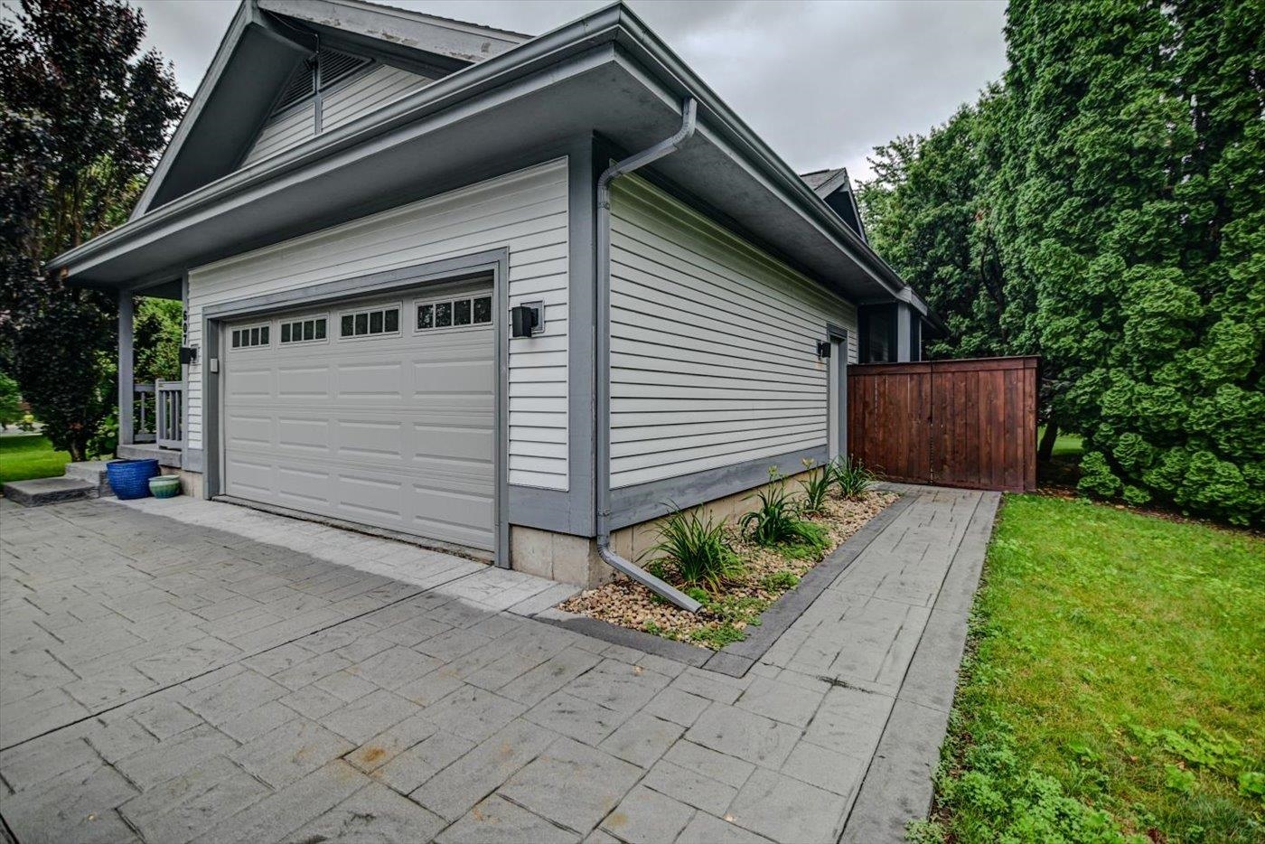 607 Parkland Drive