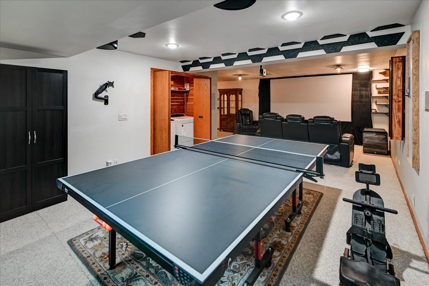 607 Parkland Drive
