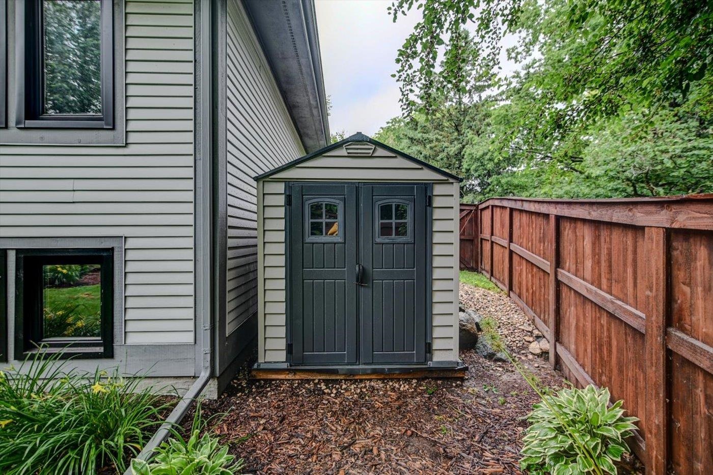 607 Parkland Drive
