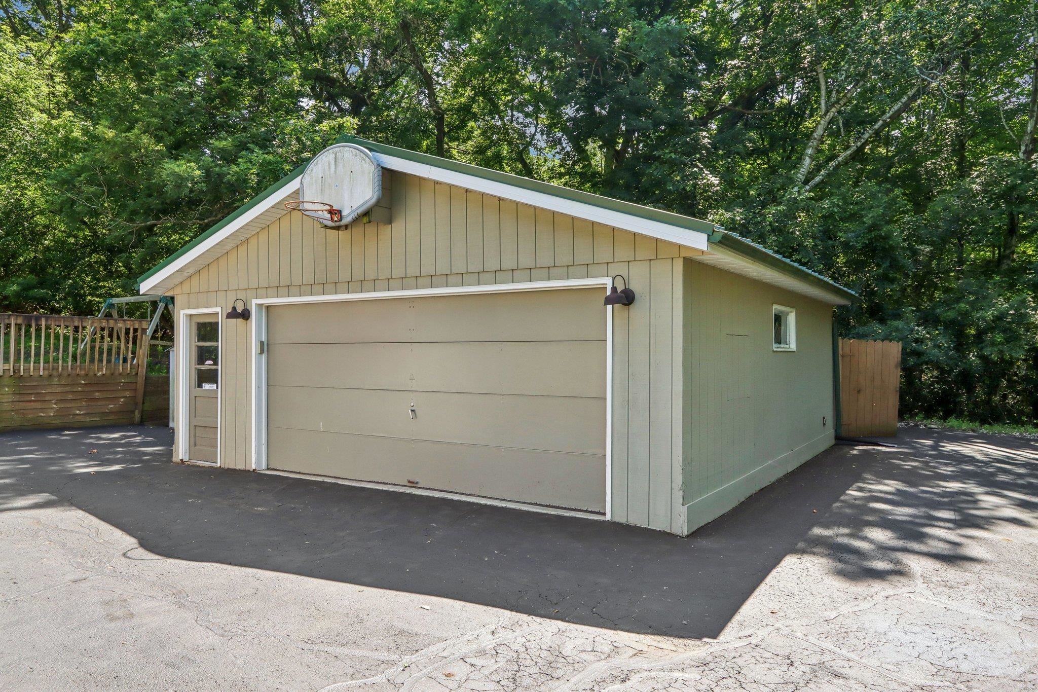N3638 Birchwood Drive