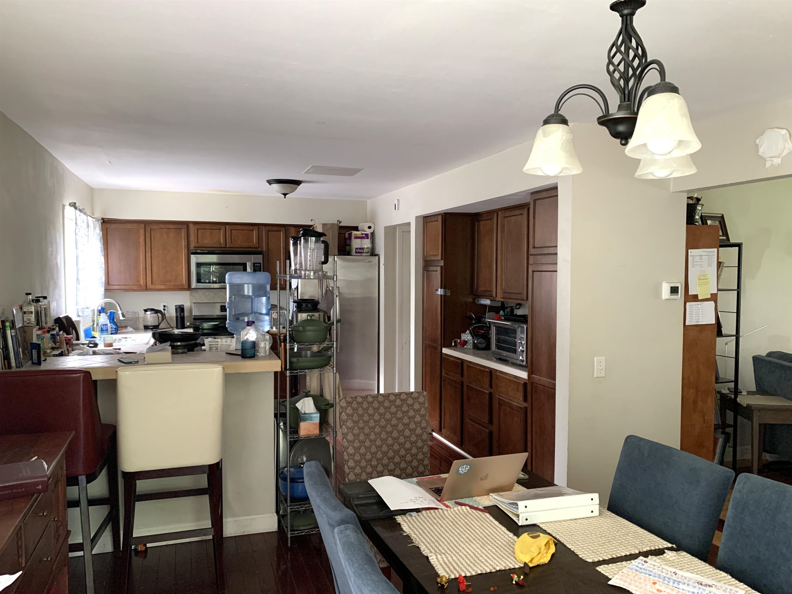 527 Walnut Grove Drive