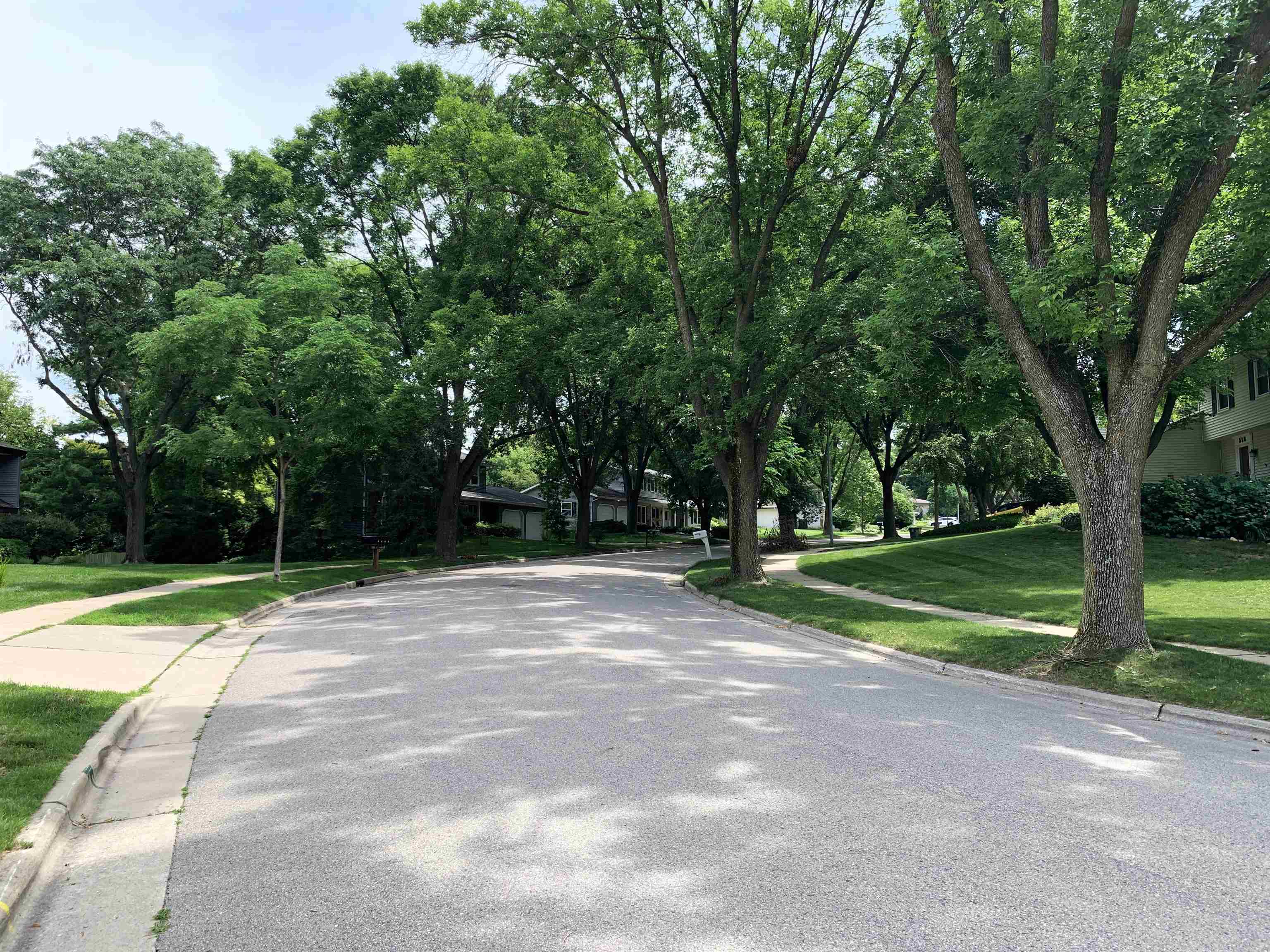 527 Walnut Grove Drive