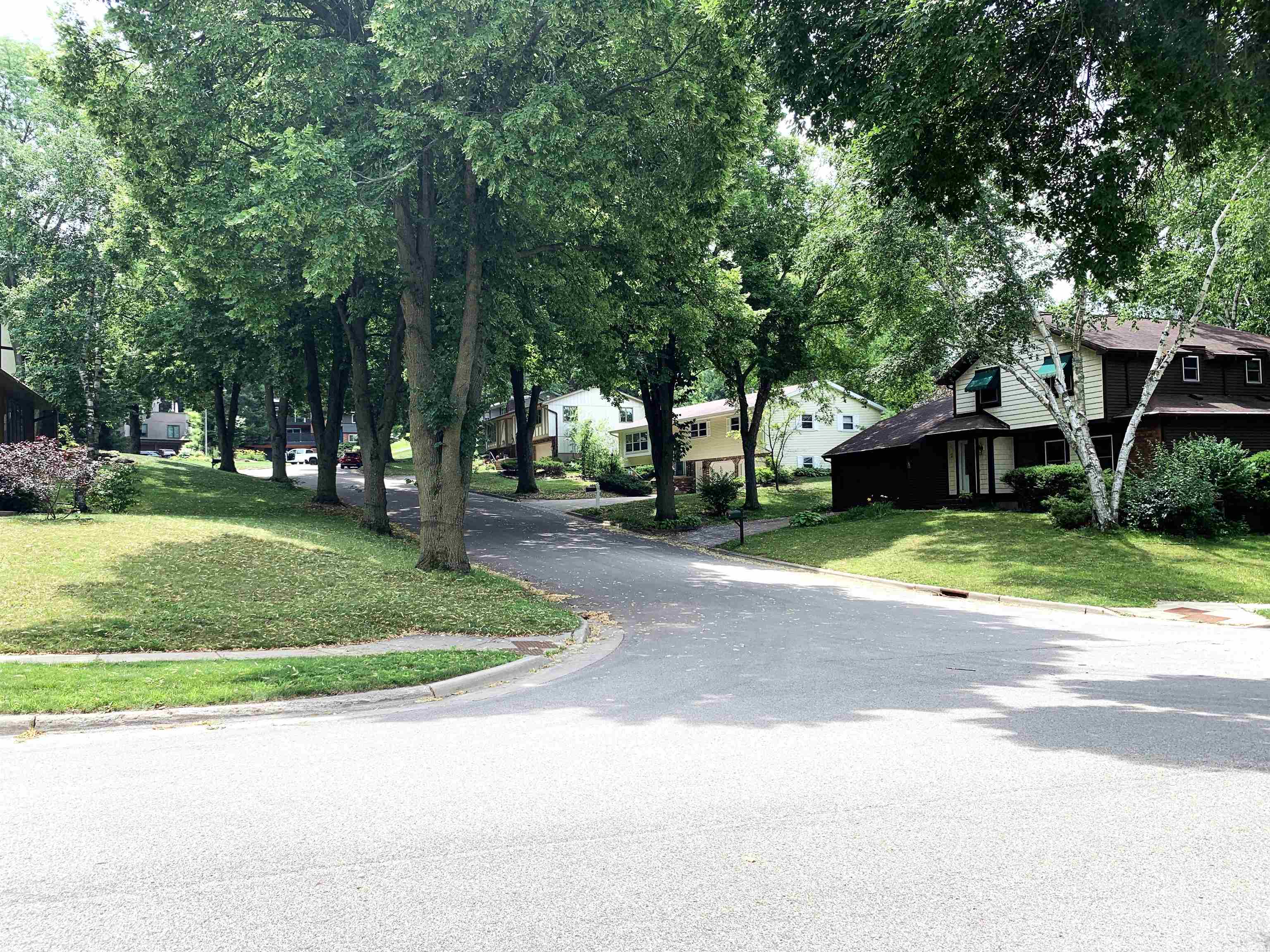 527 Walnut Grove Drive
