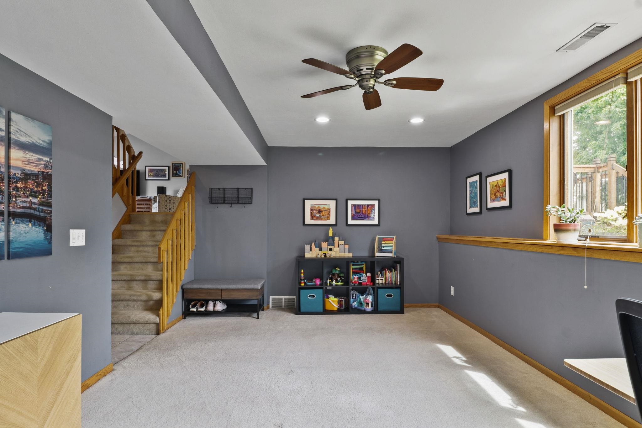 7225 Blue Maple Trail