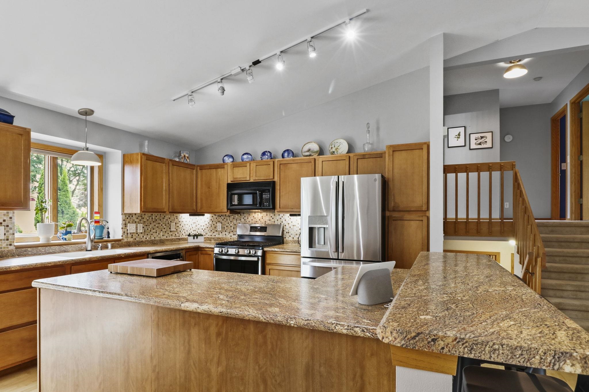7225 Blue Maple Trail