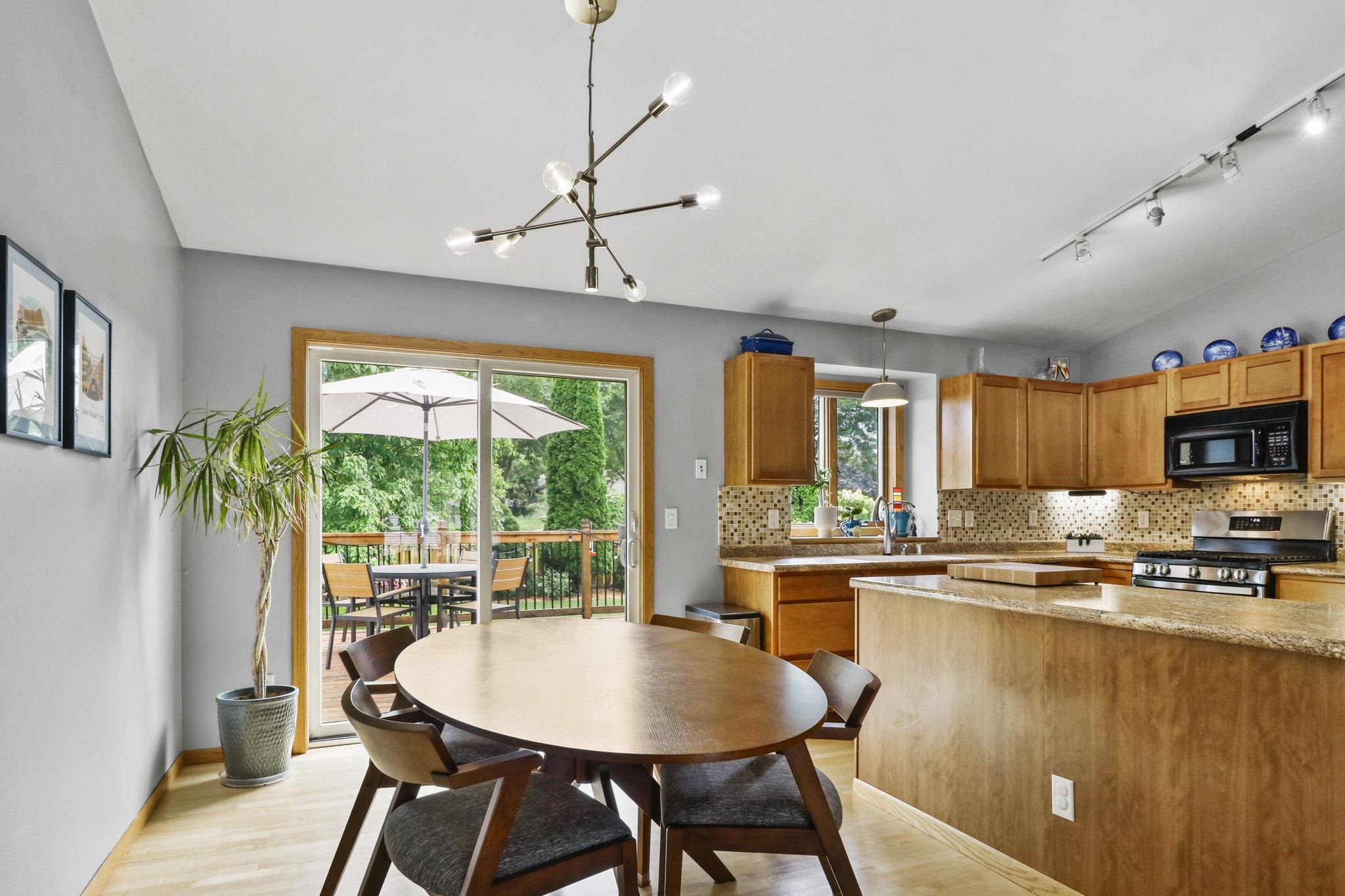 7225 Blue Maple Trail
