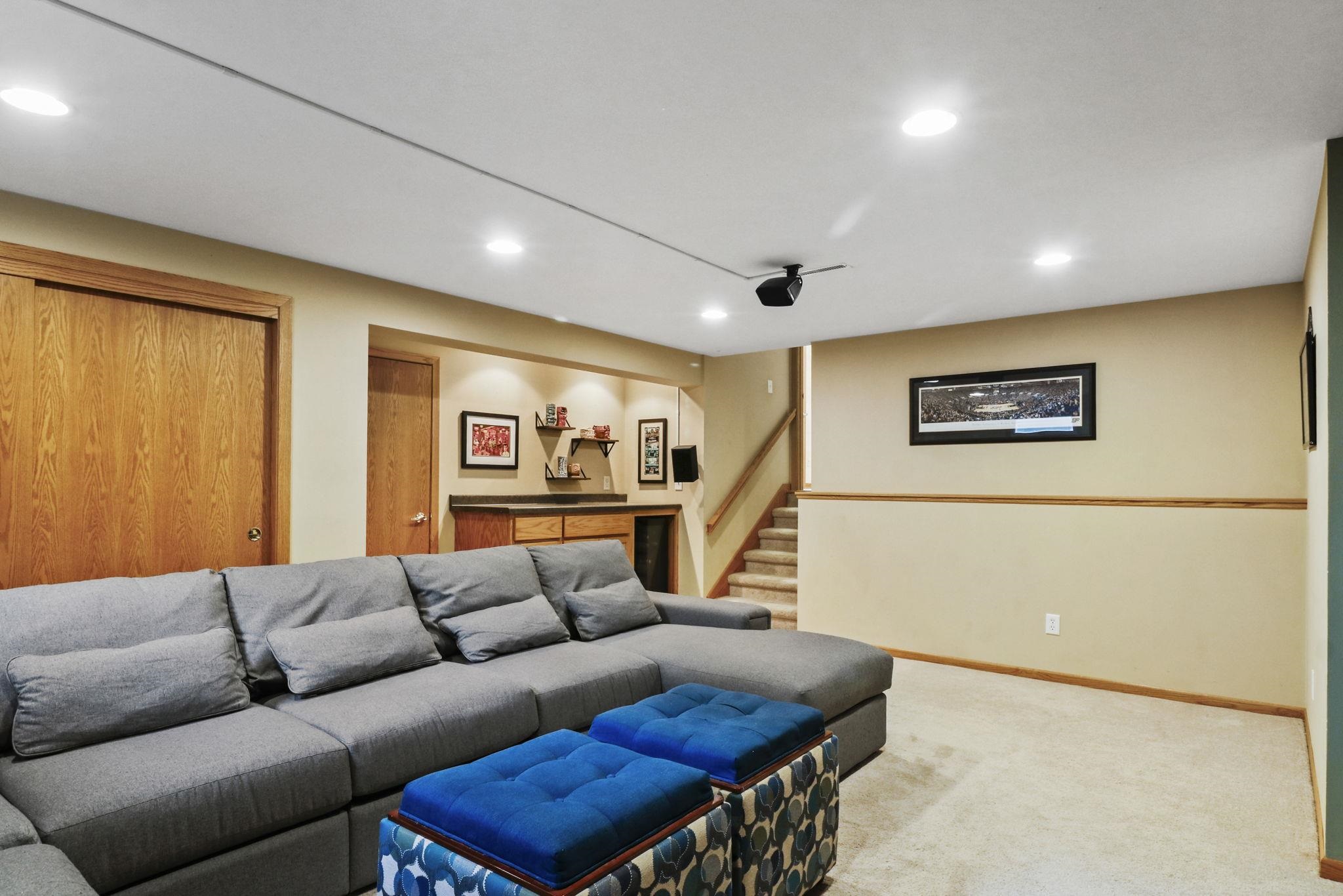 7225 Blue Maple Trail