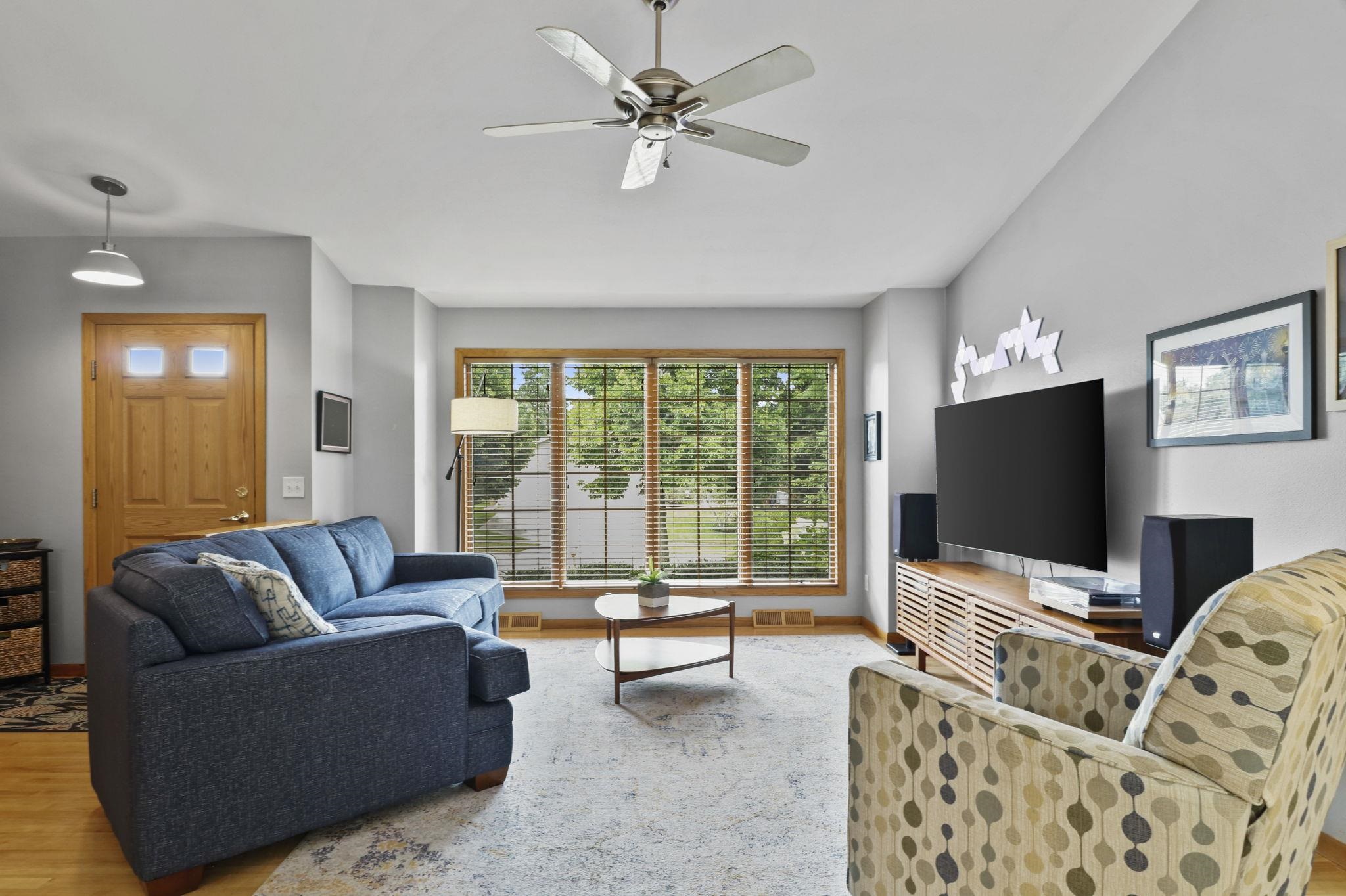 7225 Blue Maple Trail