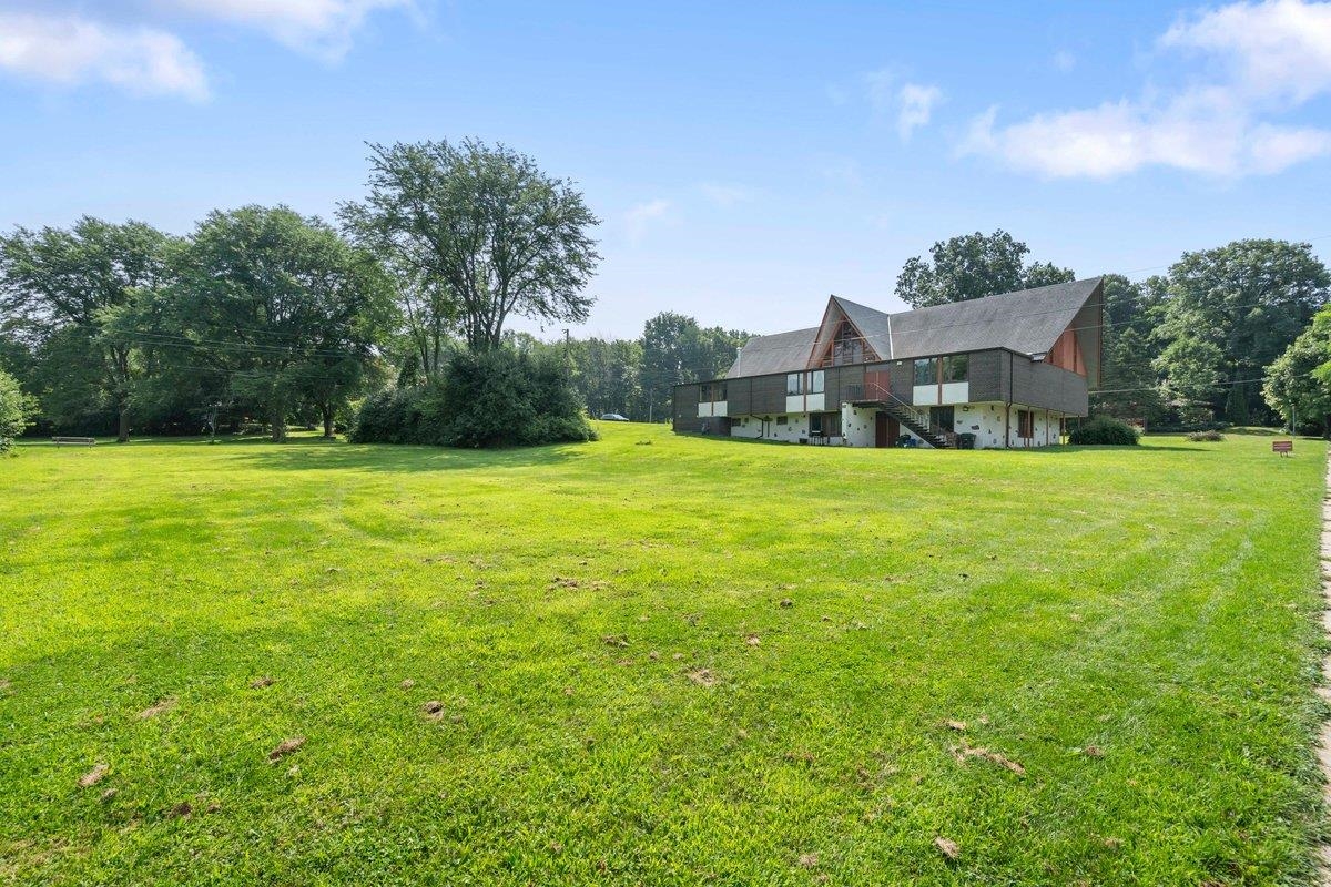4301 Mandrake Road