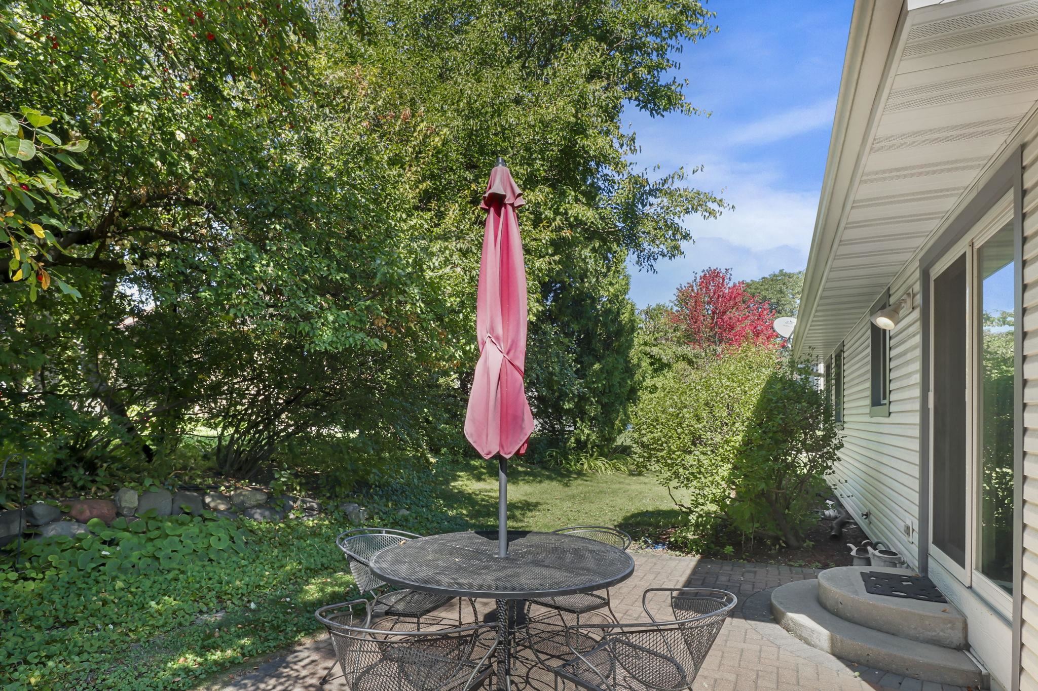 7826 E Oakbrook Circle