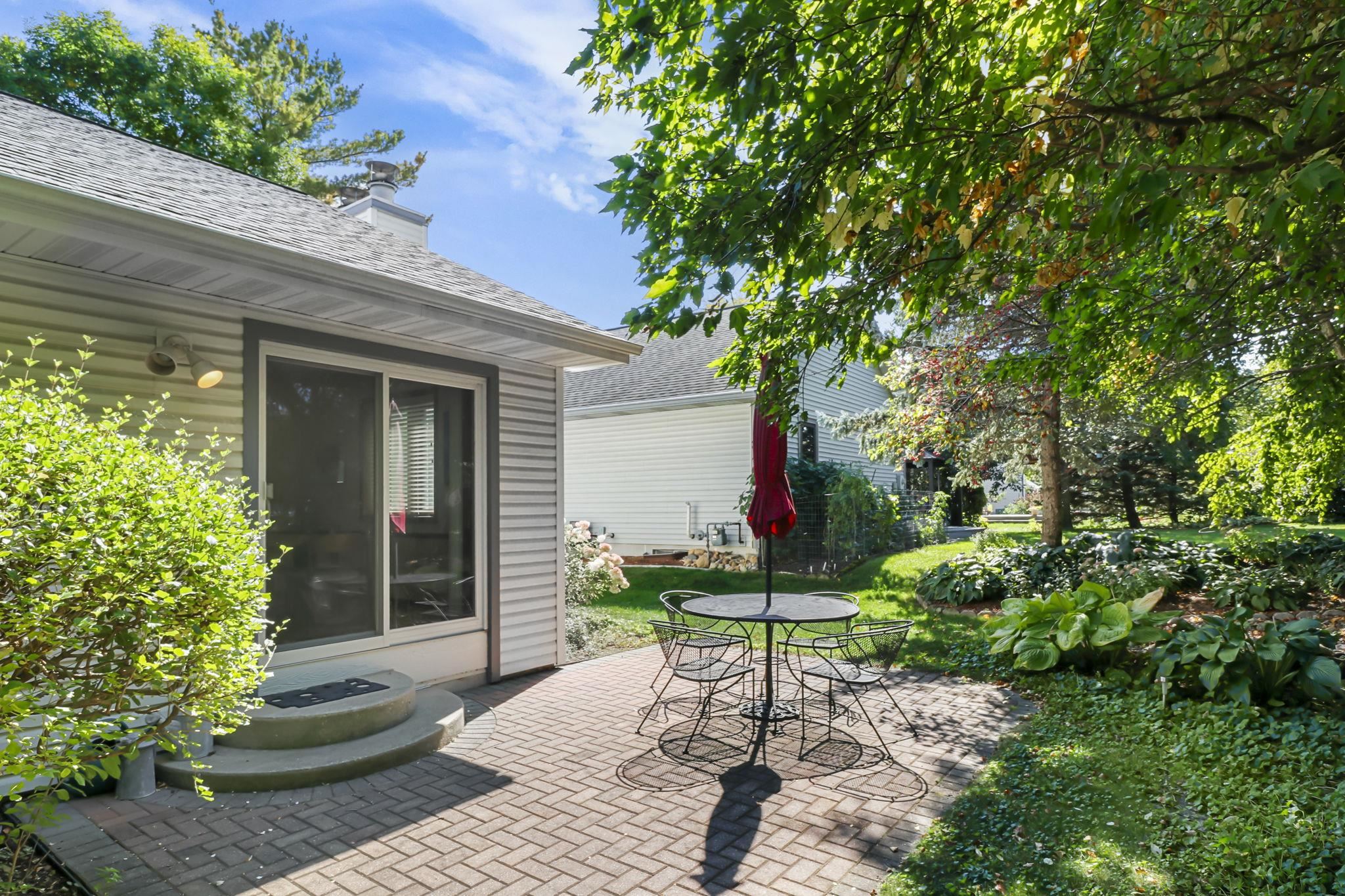 7826 E Oakbrook Circle