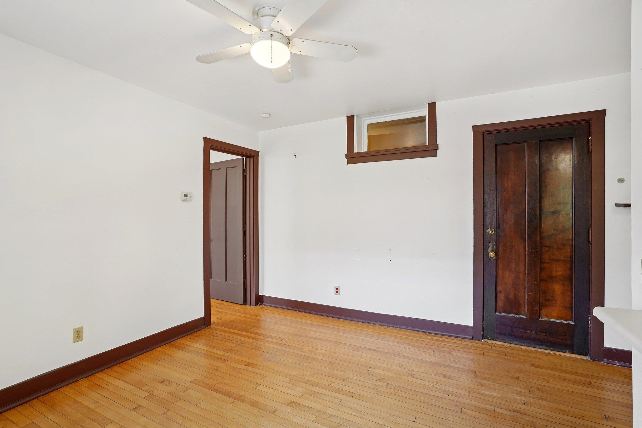121 S Hamilton Street Unit: 202
