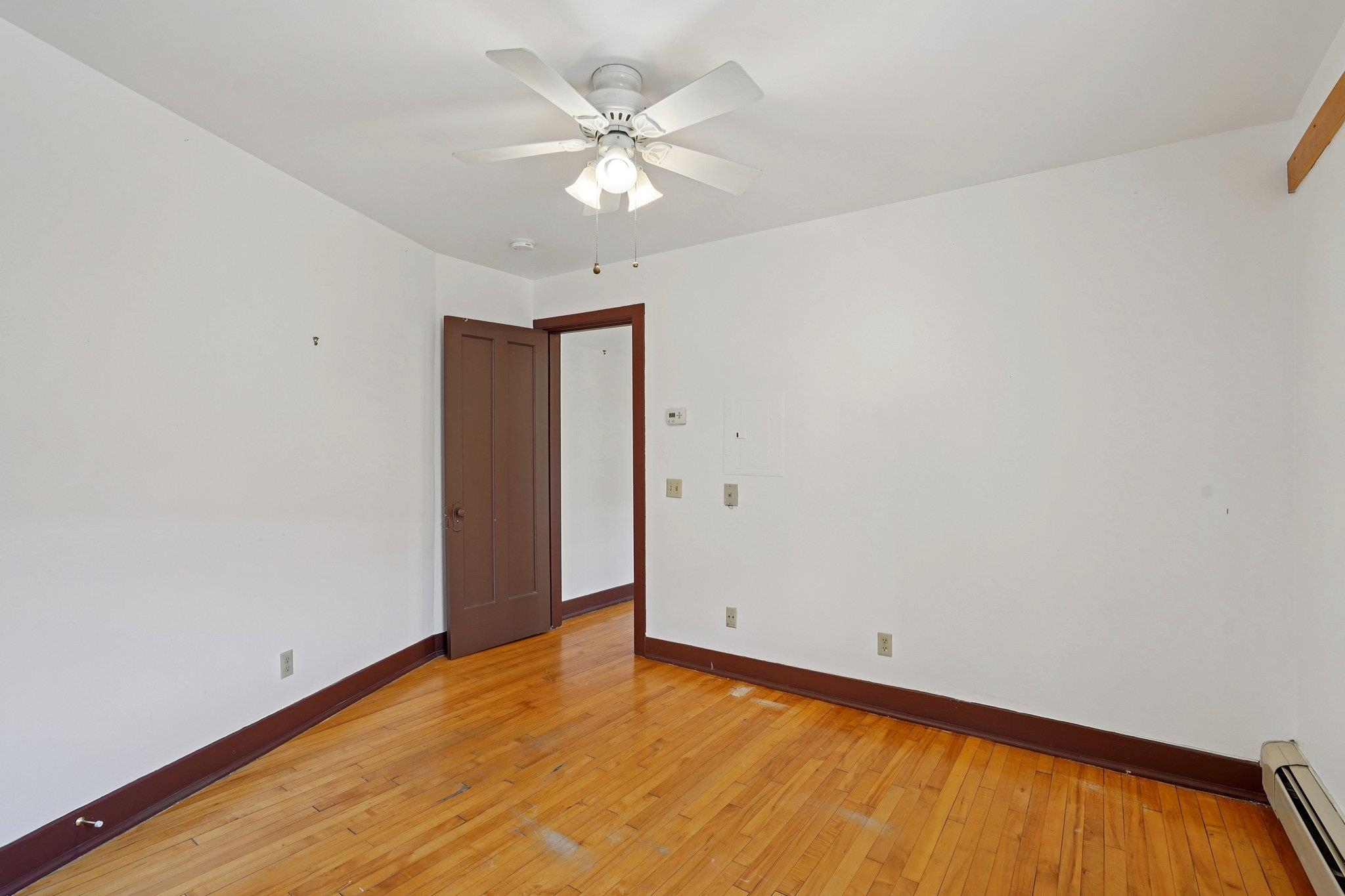 121 S Hamilton Street Unit: 202