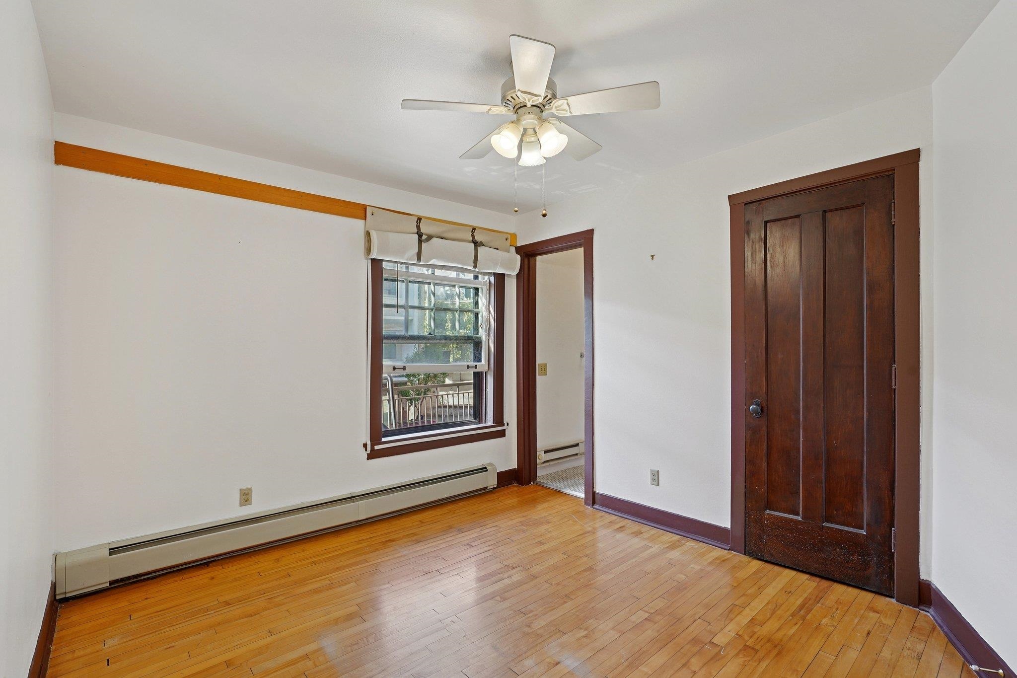 121 S Hamilton Street Unit: 202