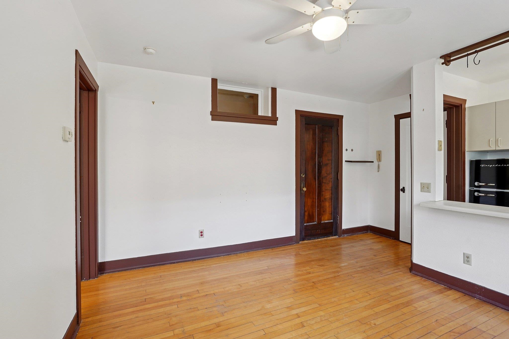 121 S Hamilton Street Unit: 202