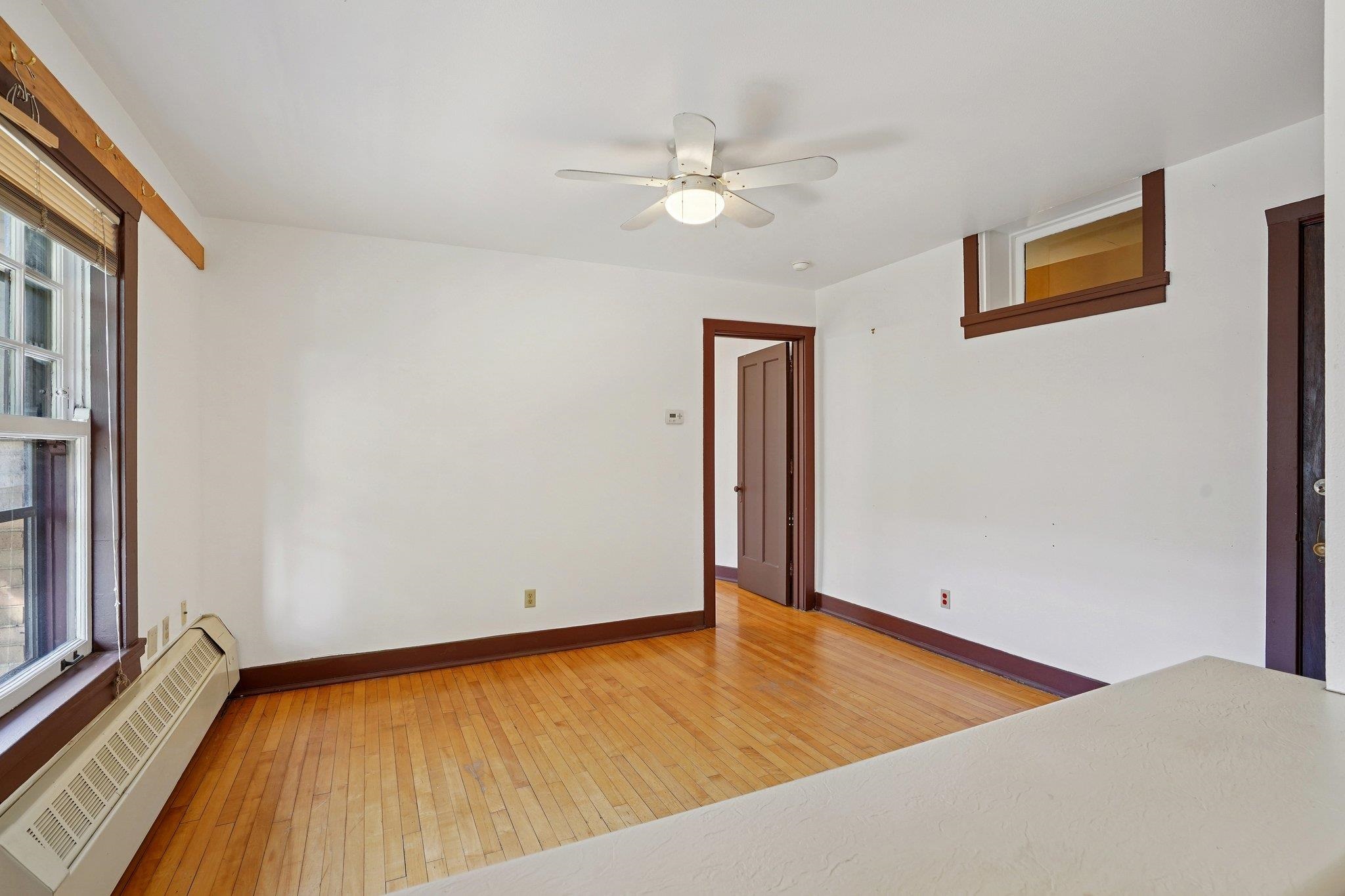 121 S Hamilton Street Unit: 202