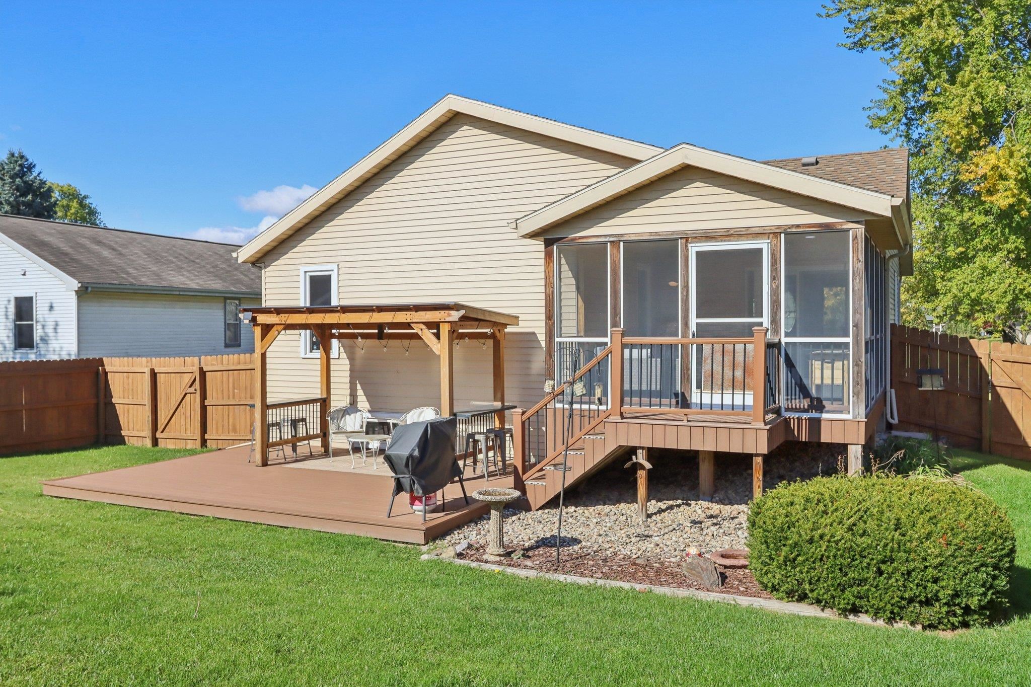 931 Clover Lane
